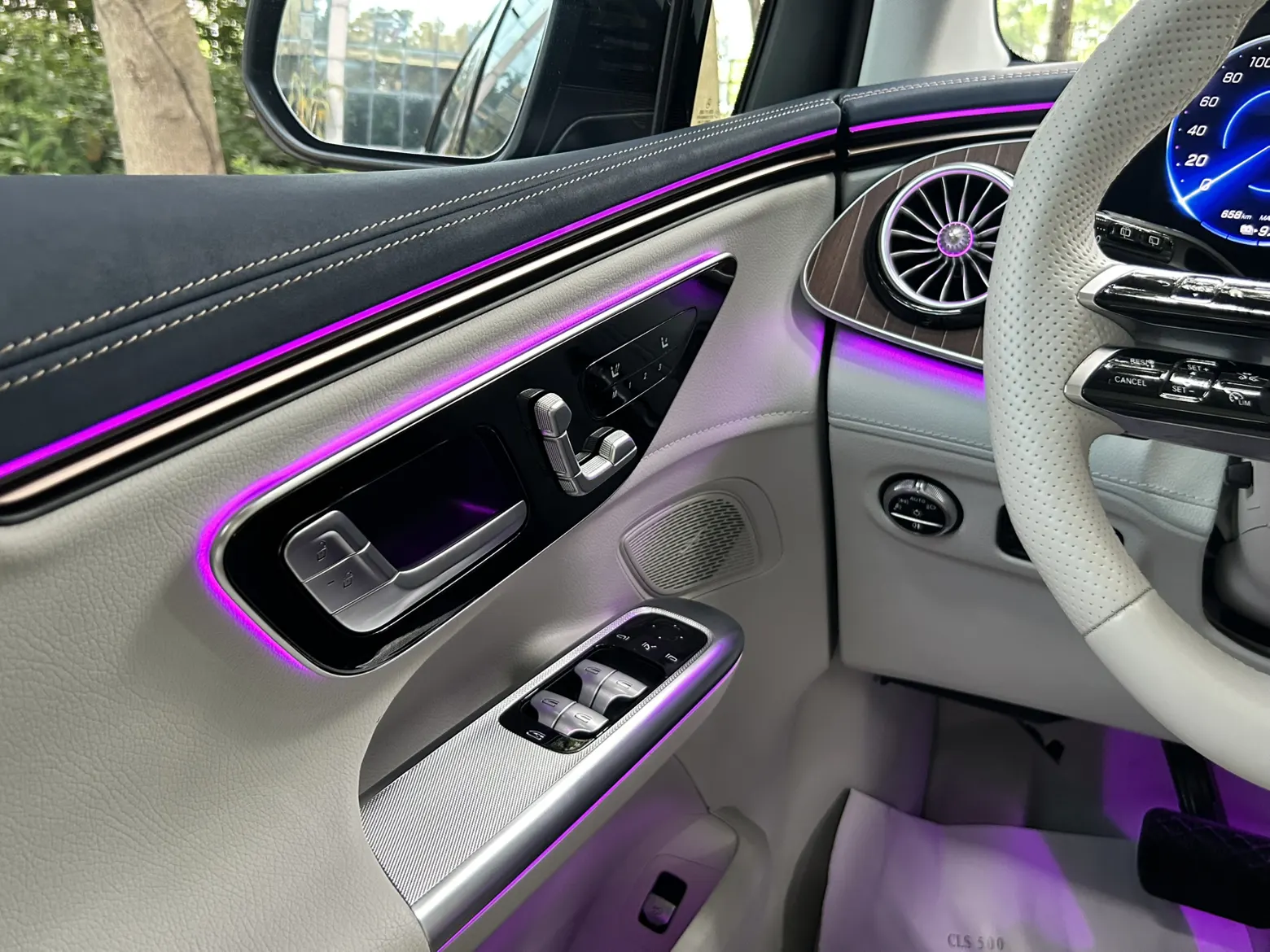 Mercedes-Benz EQE, 2023 21
