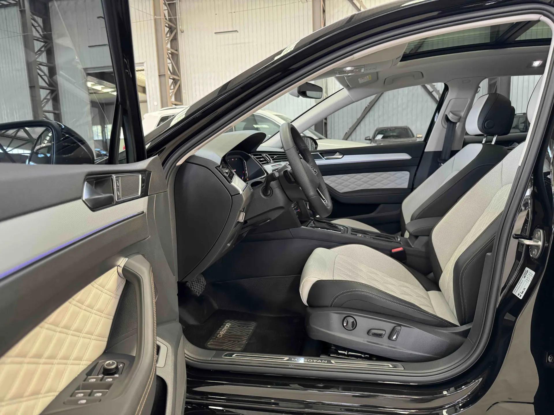 Volkswagen Magotan, 2025 14