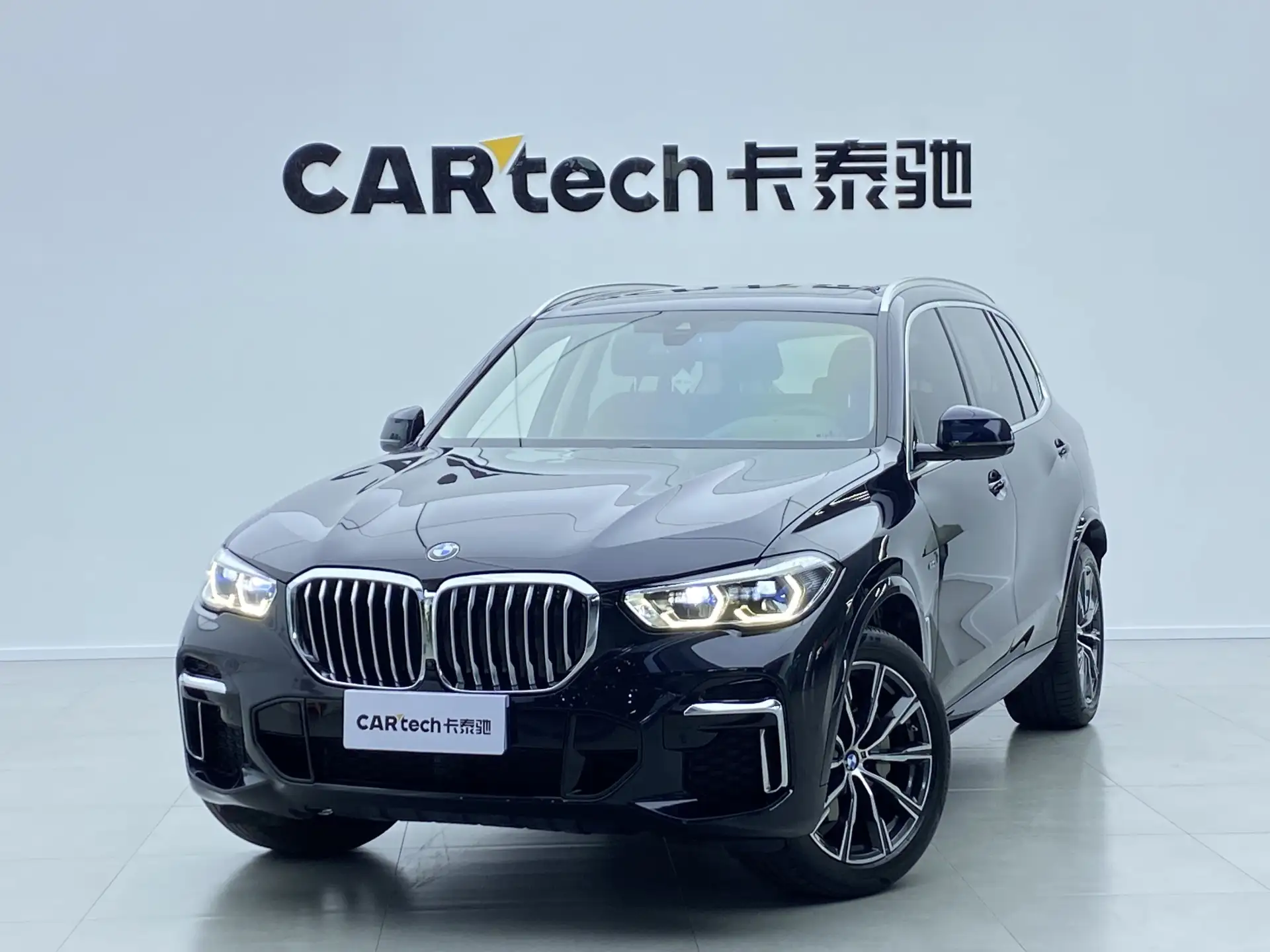 BMW X5, 2022 все фото