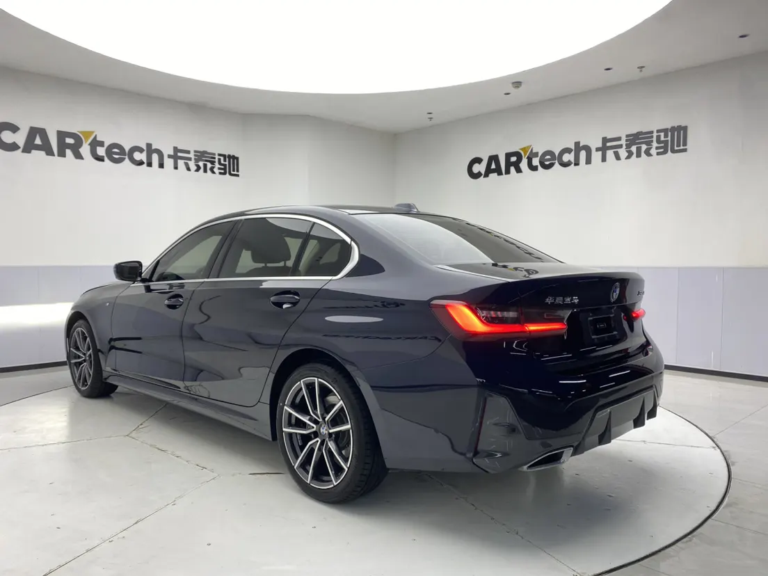 BMW 325Li, 2024 7