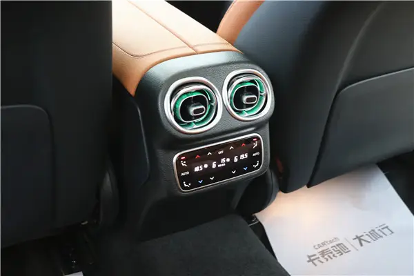Mercedes-Benz GLC 300 L, 2024 18