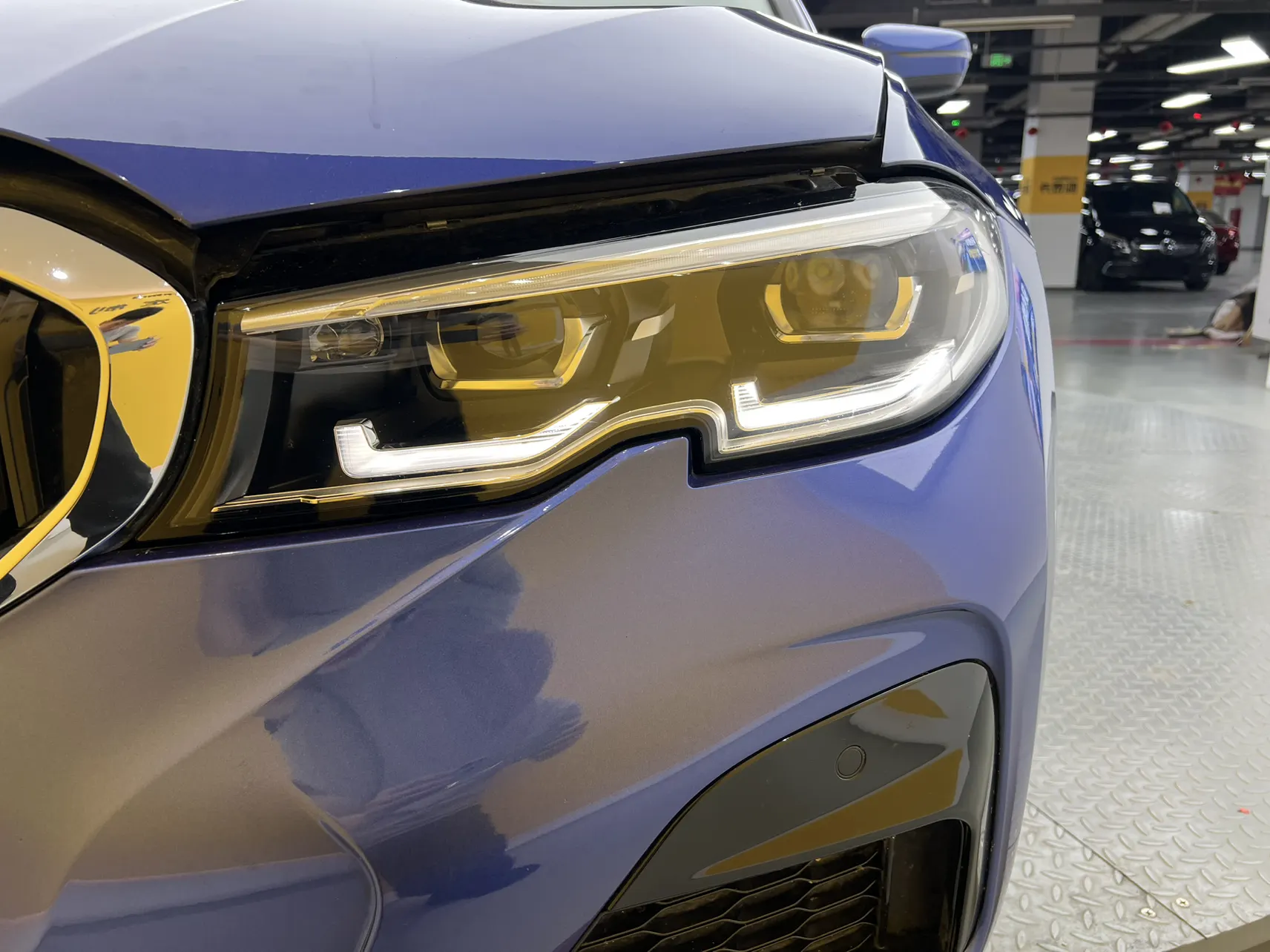 BMW 325i, 2020 8