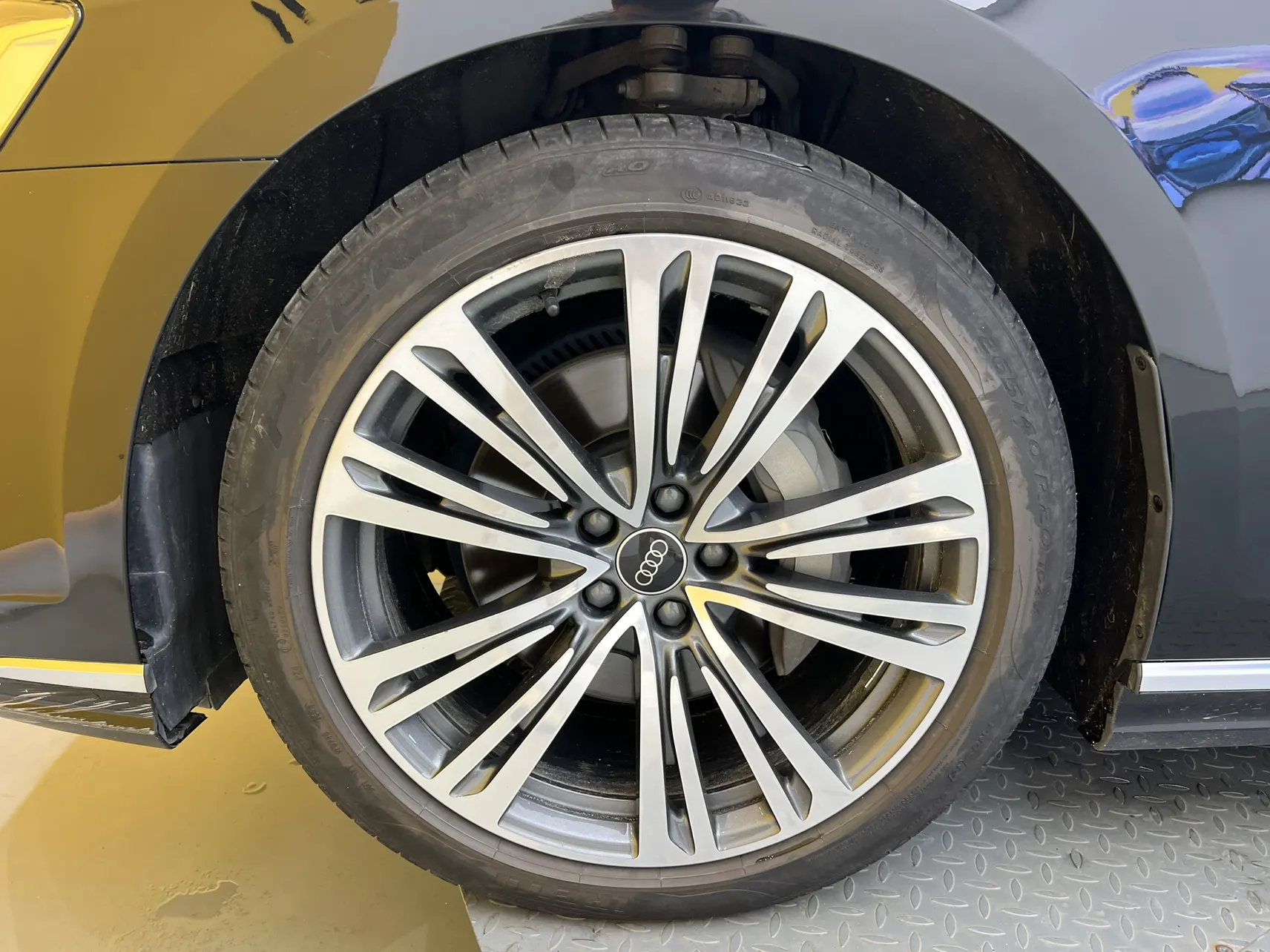 Audi A8L 45 TFSI, 2024 9