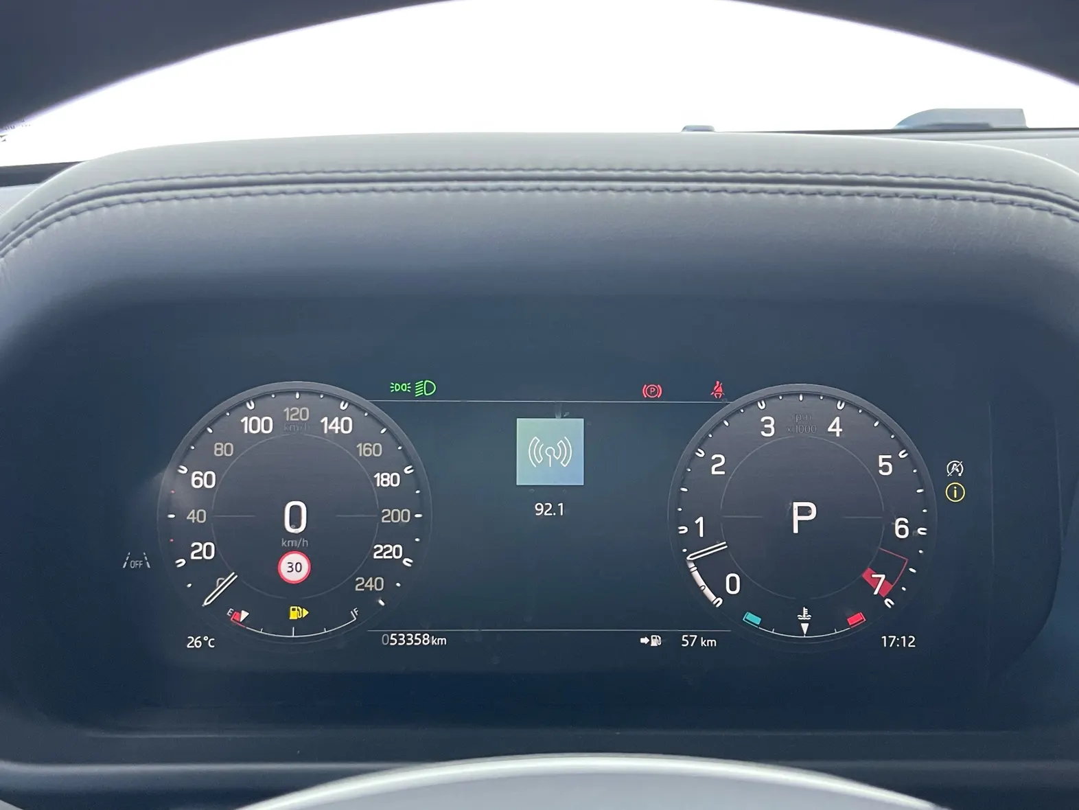 Land Rover Defender, 2024 14