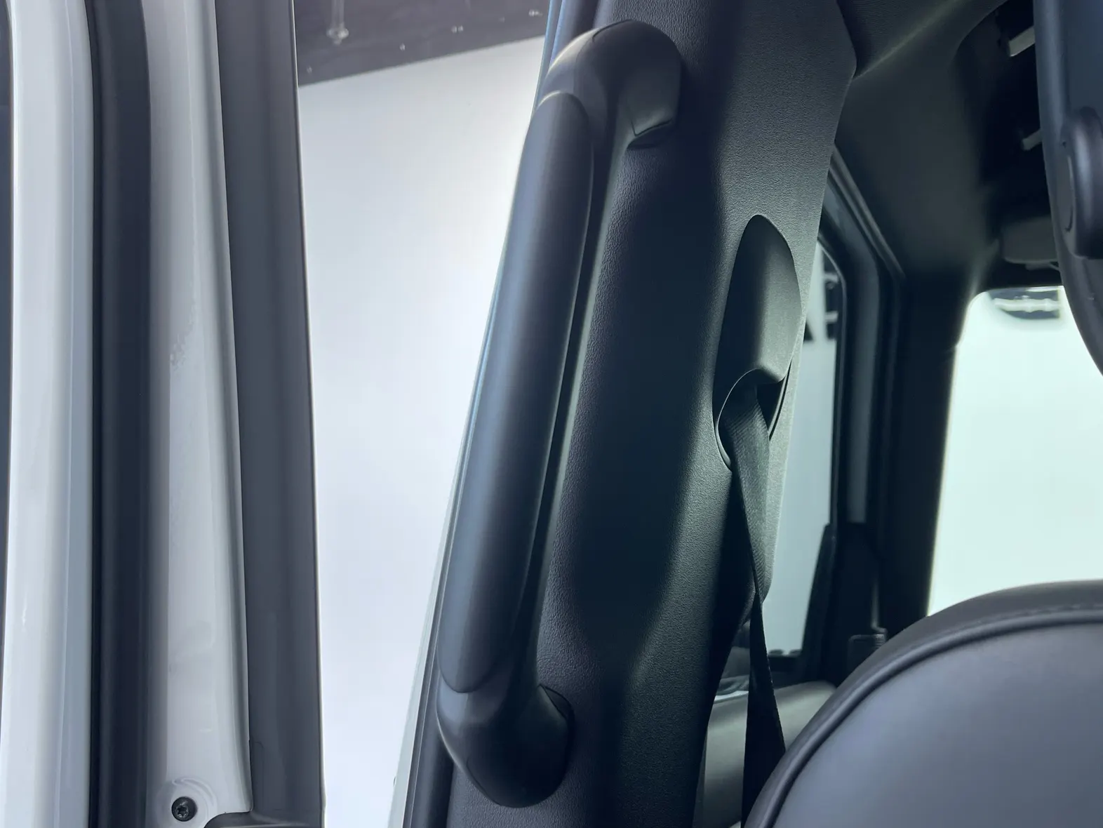 Land Rover Defender, 2024 30