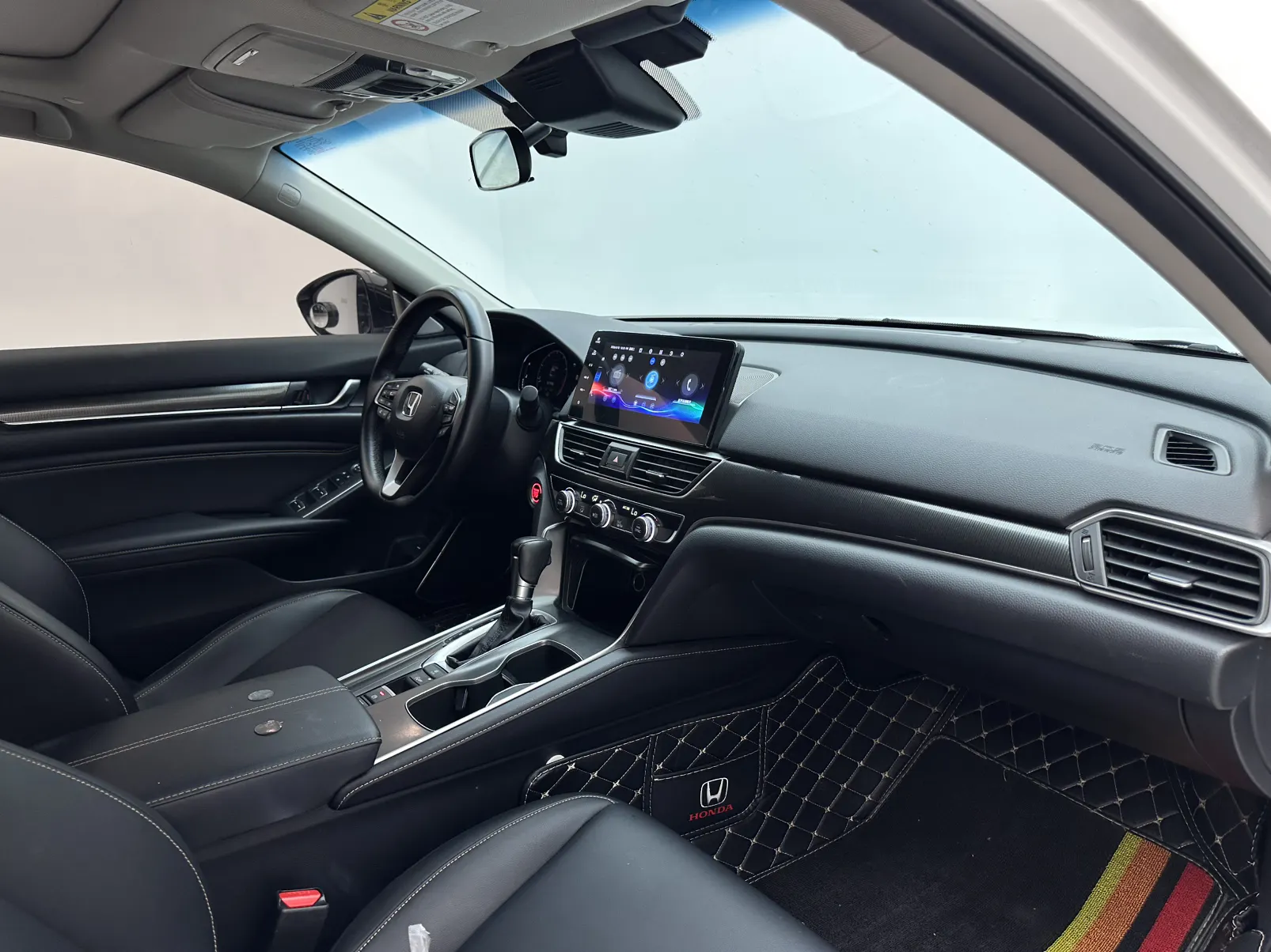 Honda Accord, 2022 11