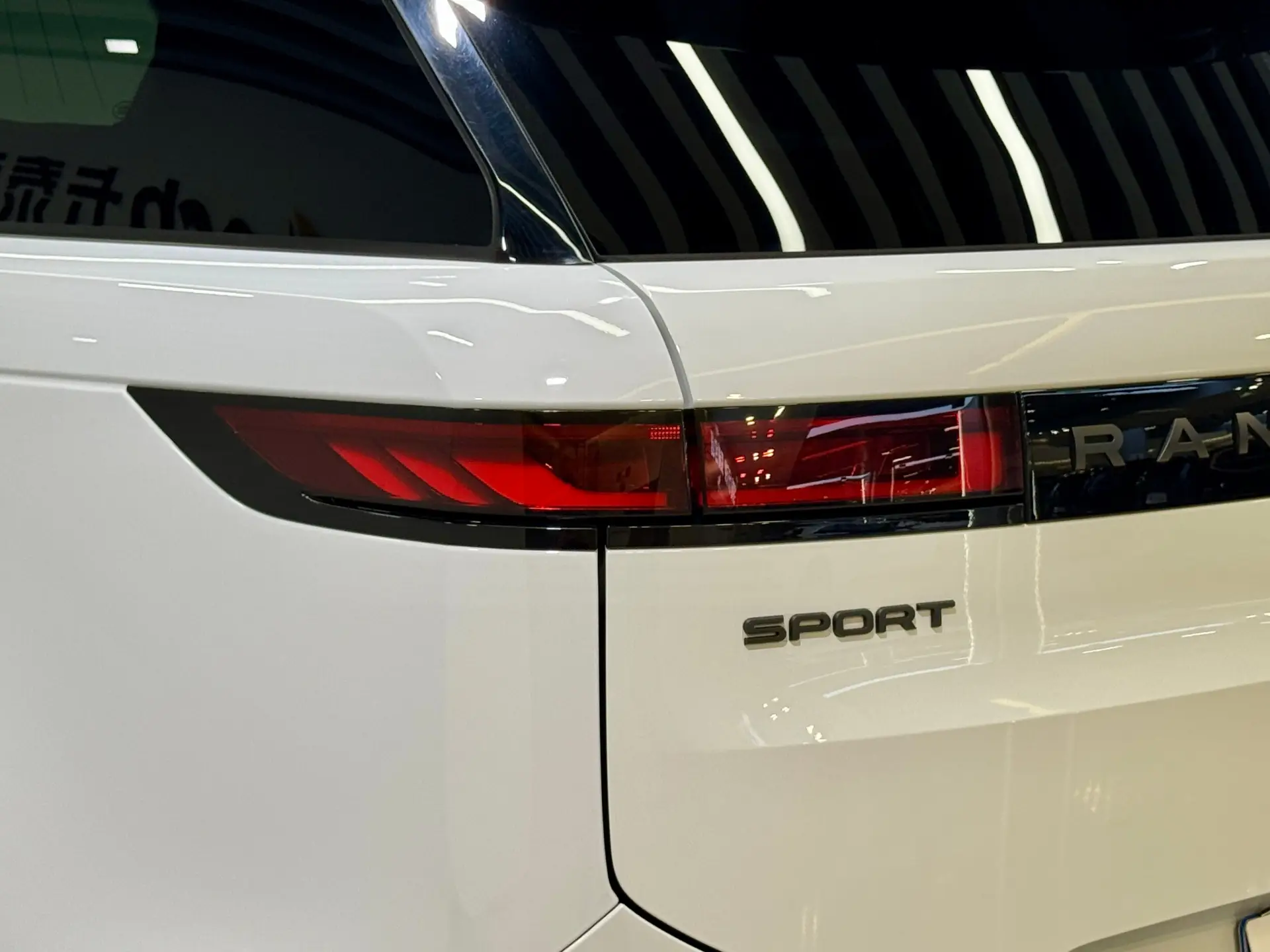 Land Rover Range Rover Sport, 2024 3