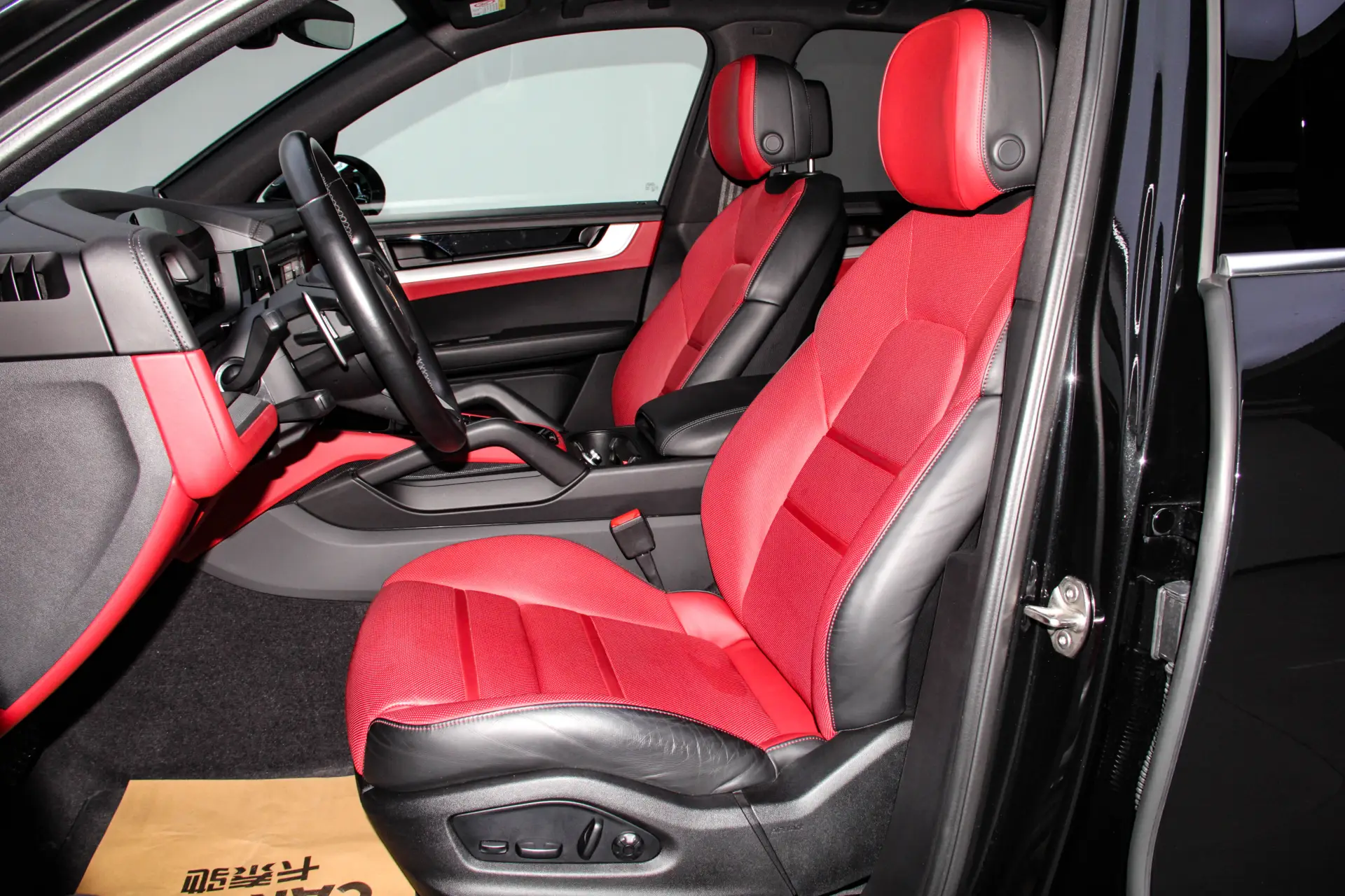 Porsche Cayenne, 2023 17
