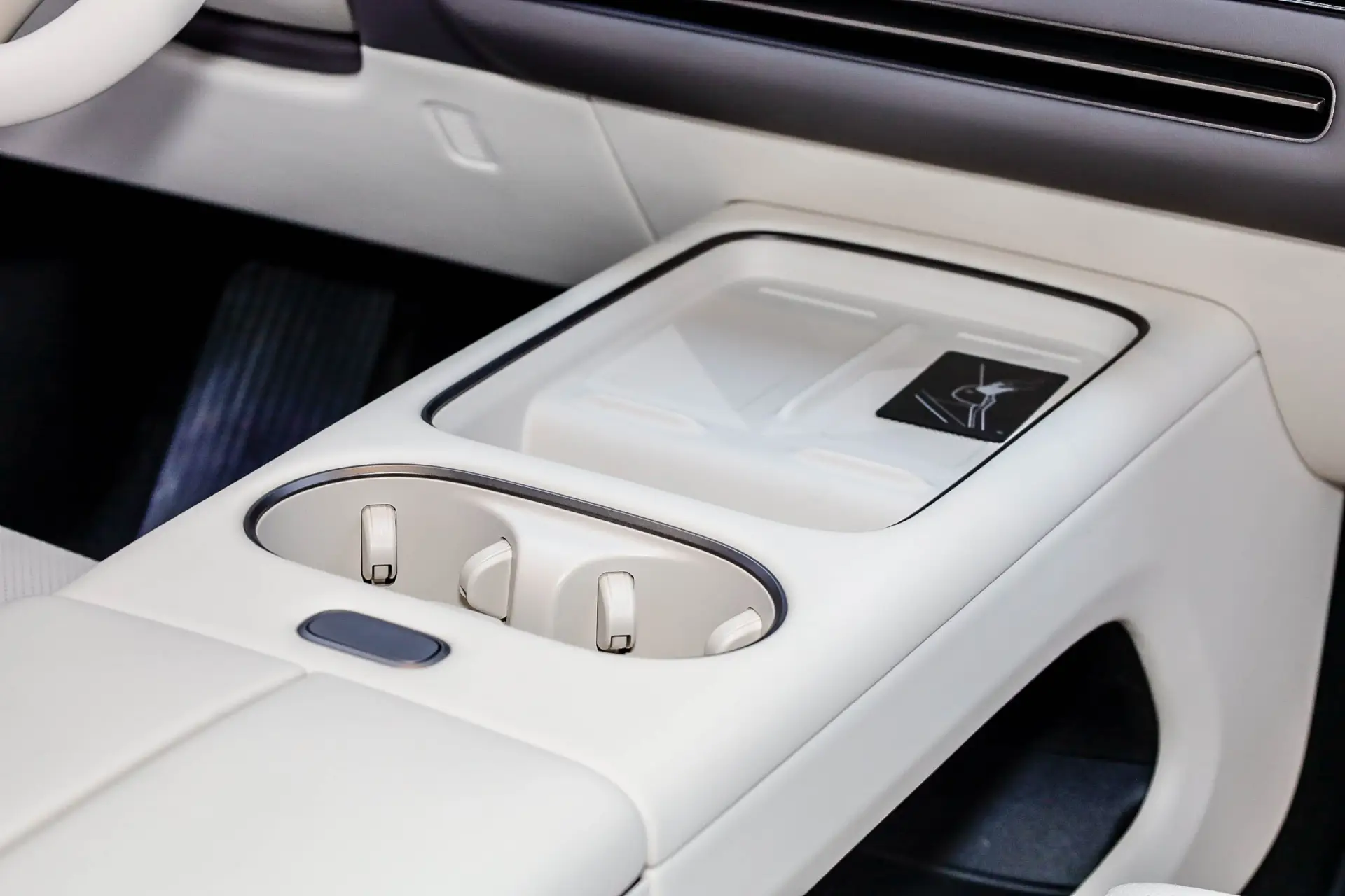 Li Auto i6, 2025 22
