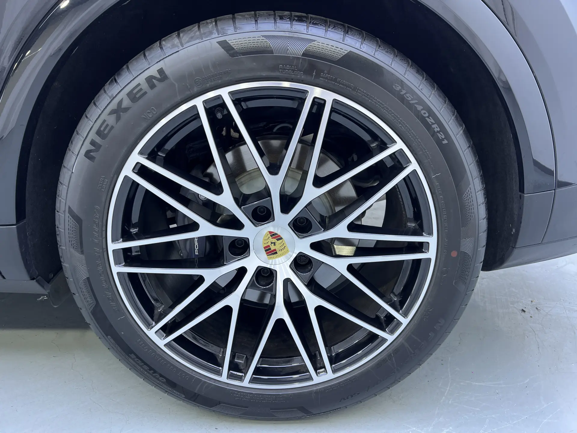 Porsche Cayenne, 2024 3