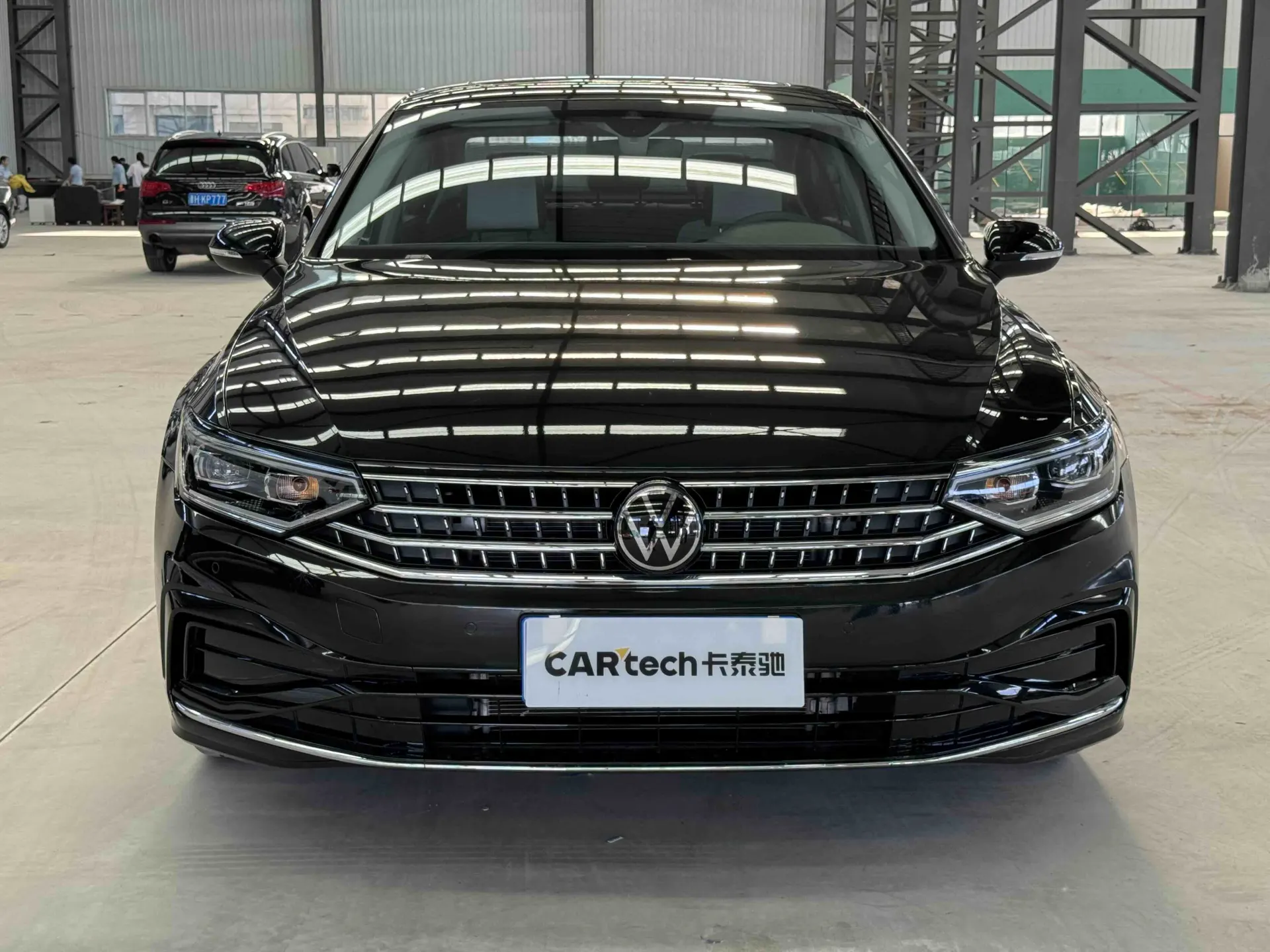 Volkswagen Magotan, 2025 2
