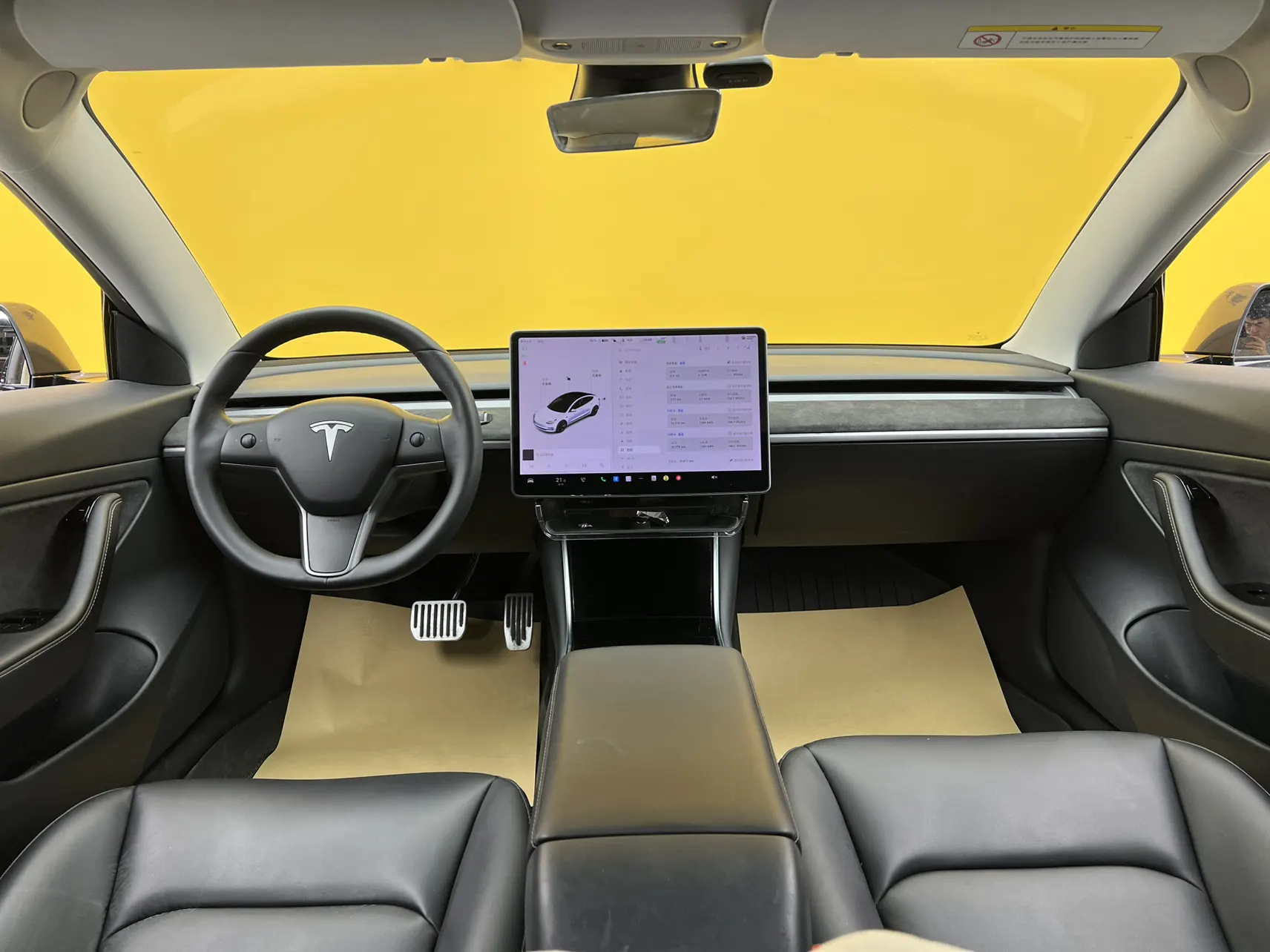 Tesla Model 3, 2020 16
