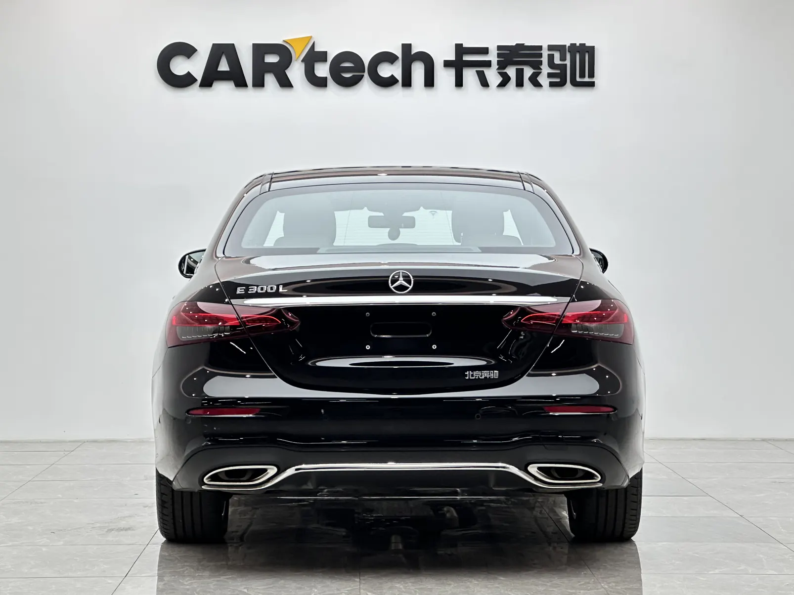 Mercedes-Benz E 300 L, 2023 4