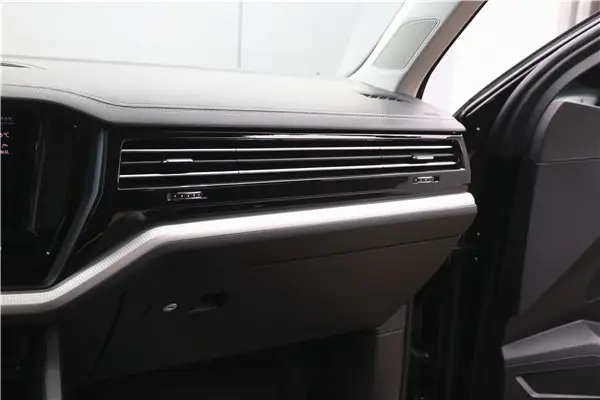 Volkswagen Touareg, 2022 31