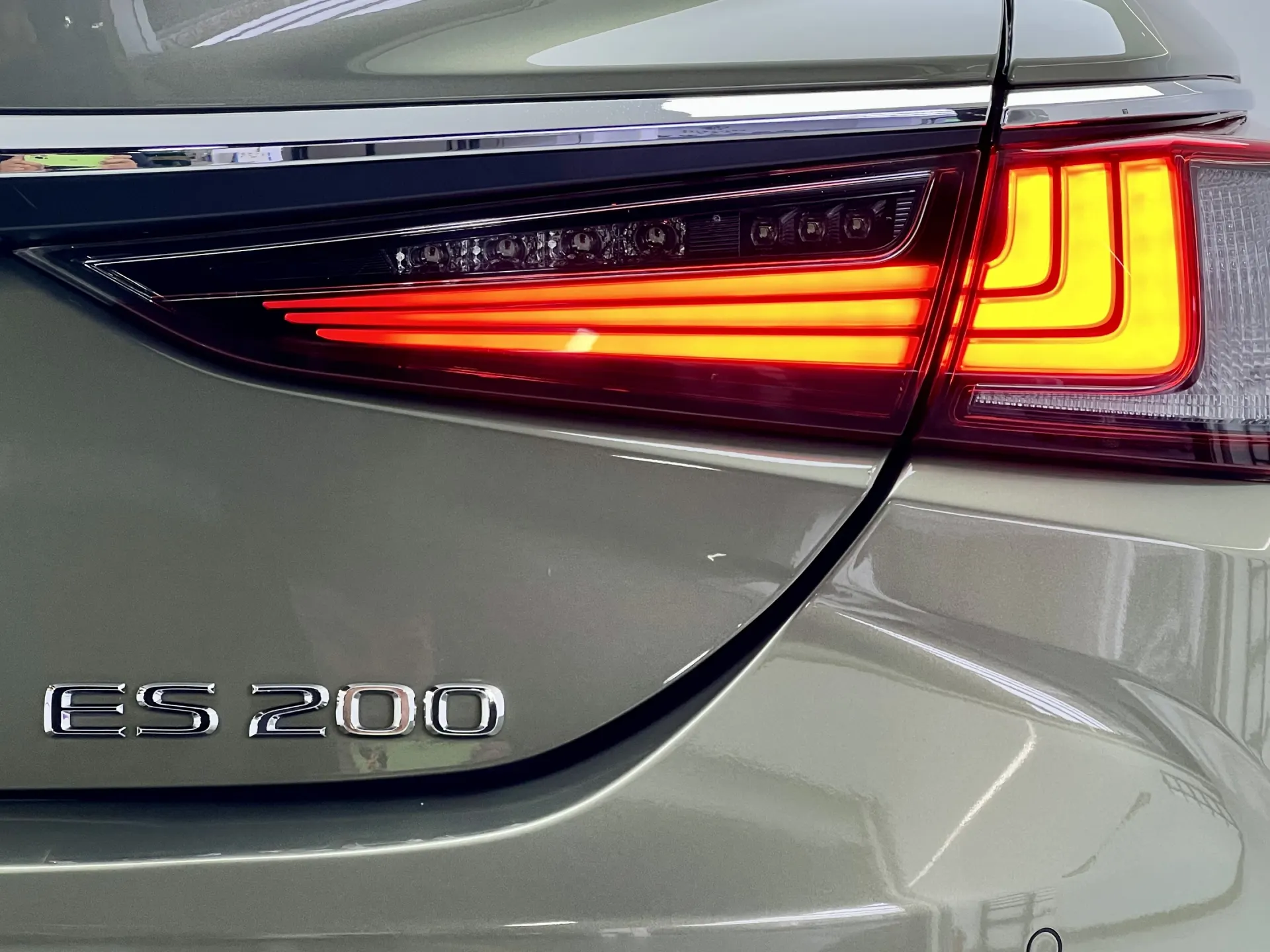 Lexus ES 200, 2021 8