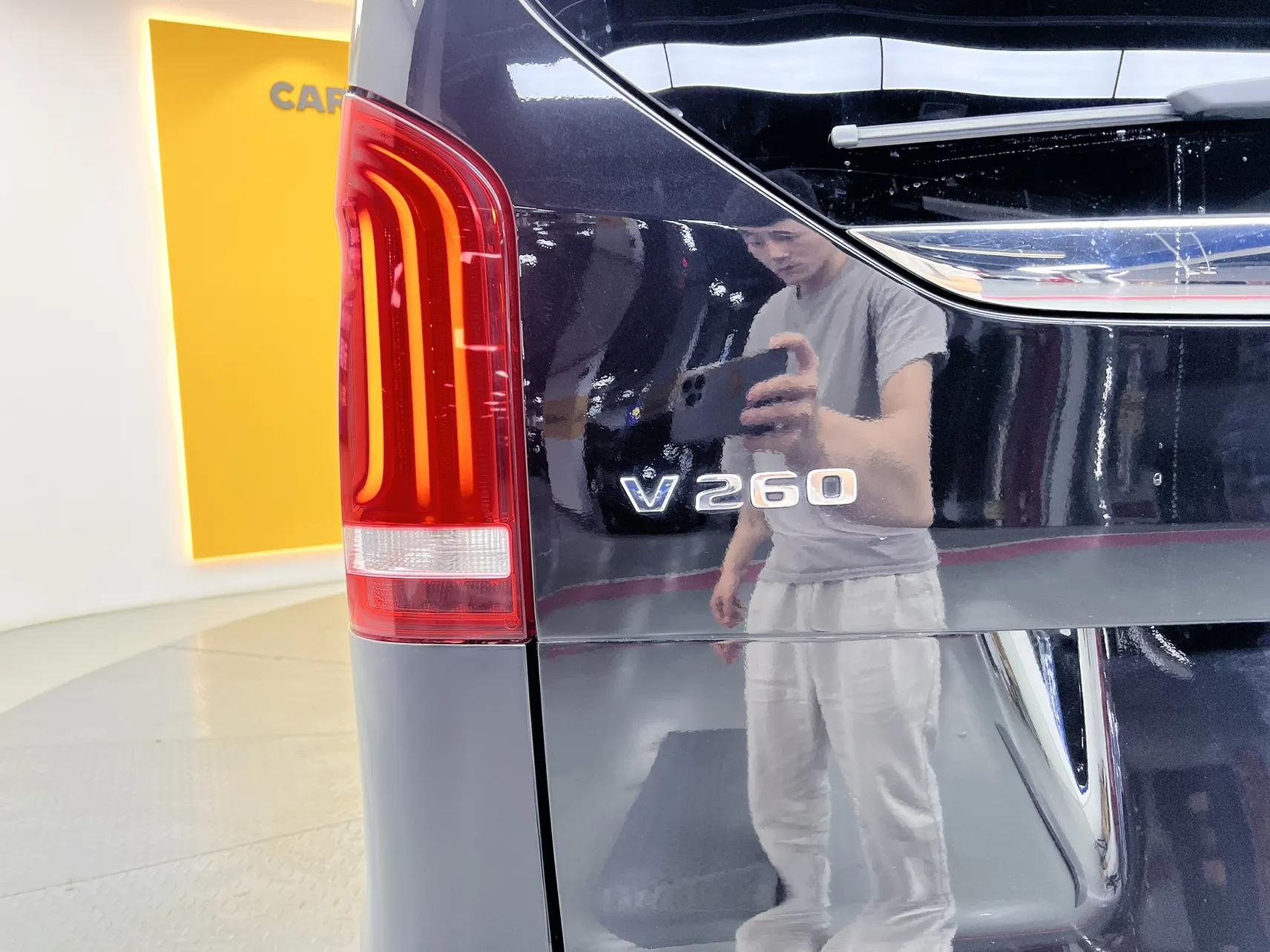 Mercedes-Benz V, 2021 8