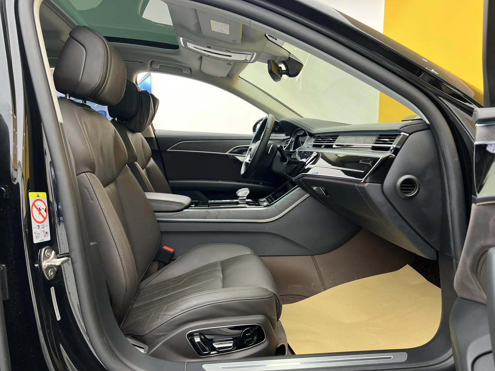 Audi A8L 45 TFSI, 2024 17