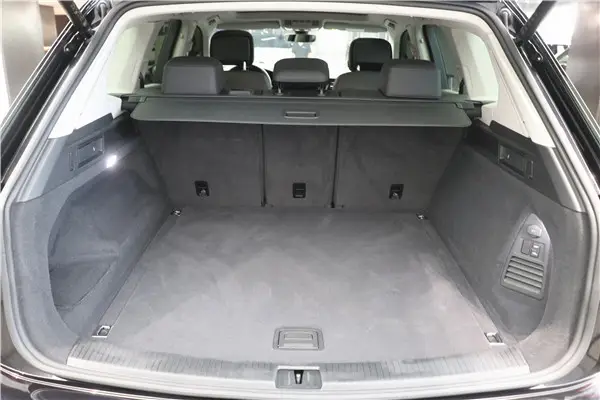 Volkswagen Touareg, 2022 28