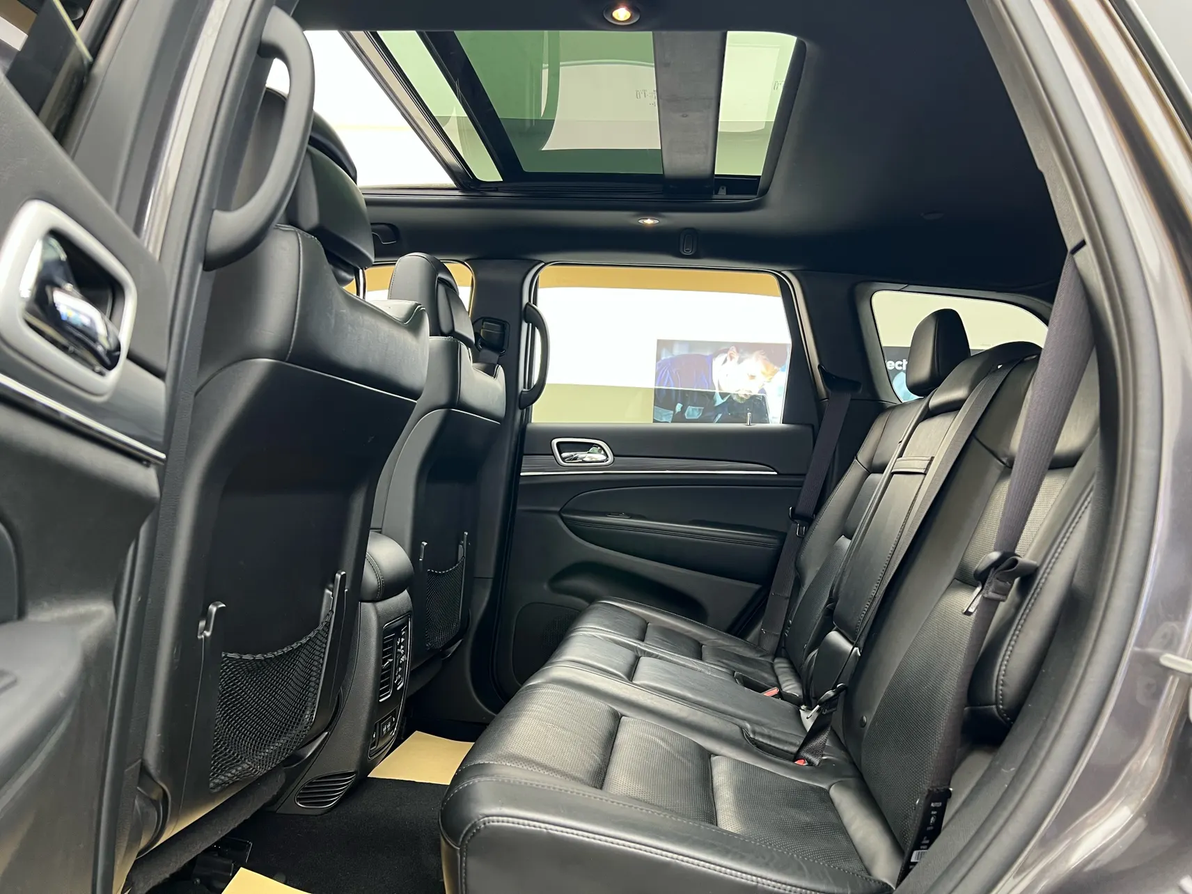 Jeep Grand Cherokee, 2022 35