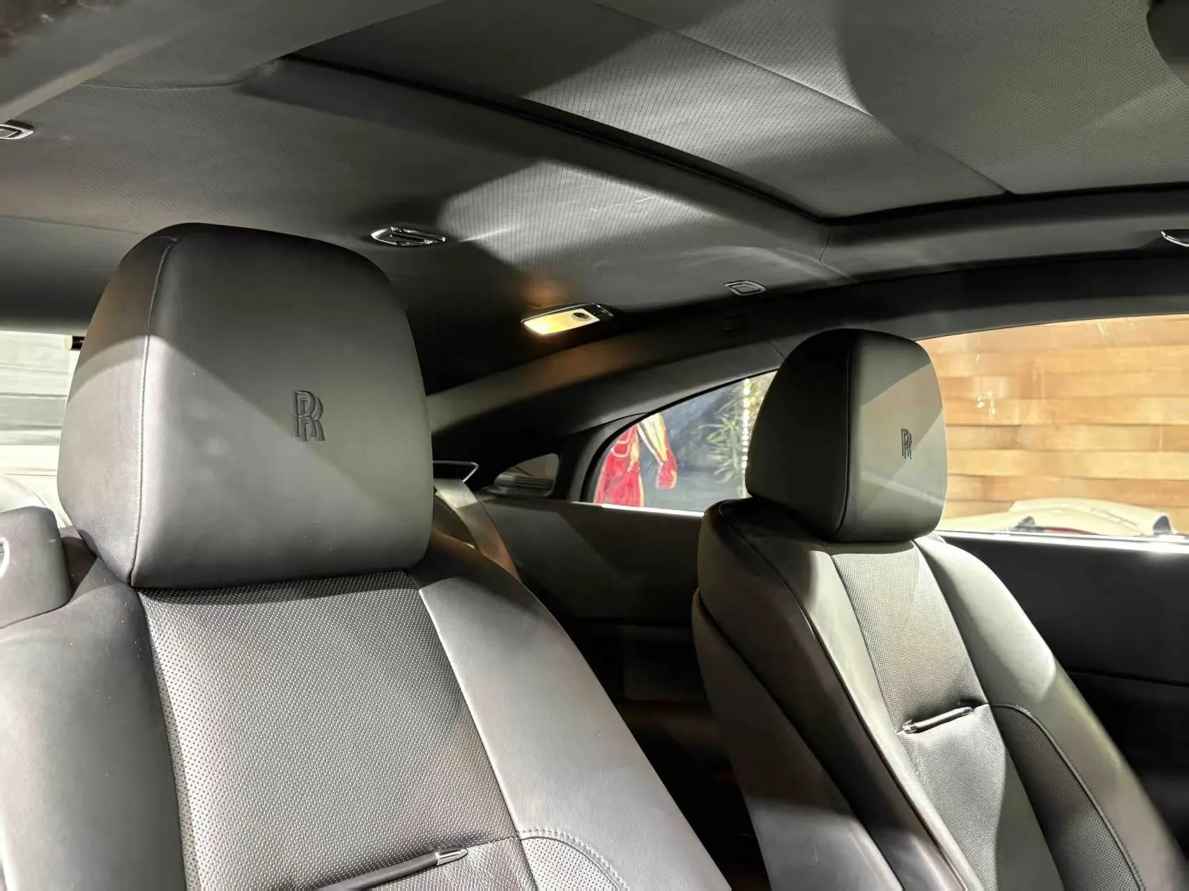 Rolls-Royce Wraith, 2015 12