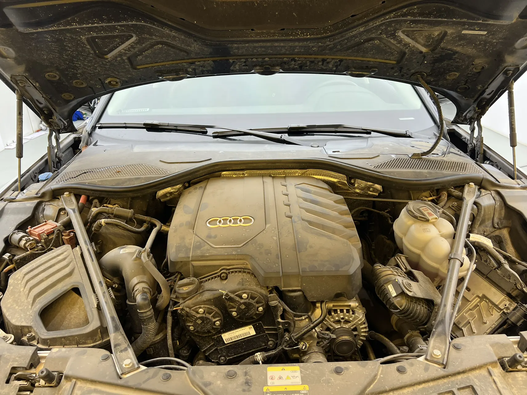 Audi A8L 45 TFSI, 2024 10