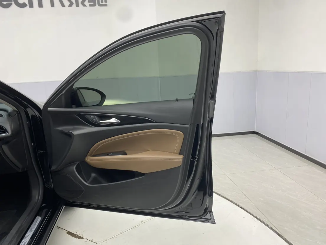 Buick Regal, 2023 25