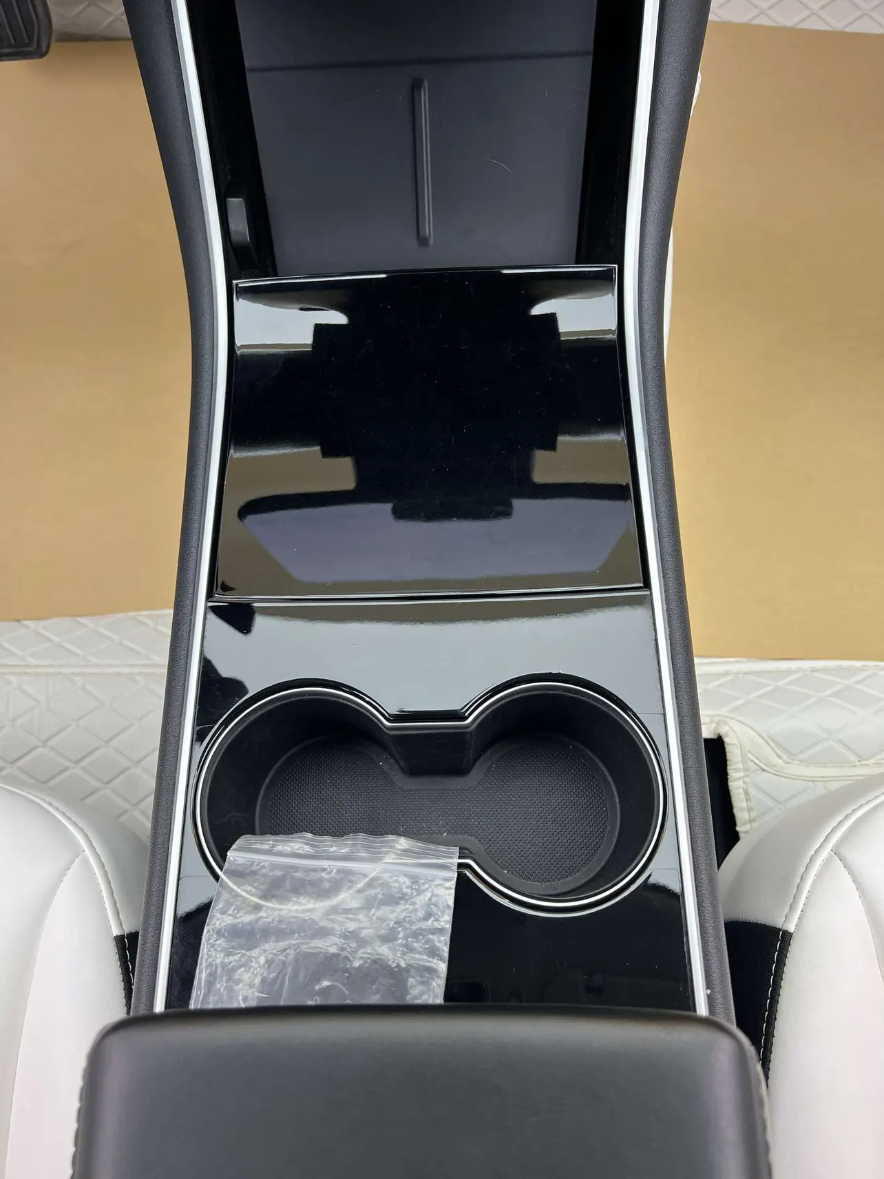Tesla Model 3, 2020 22