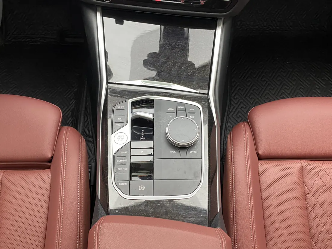 BMW 325Li, 2024 18