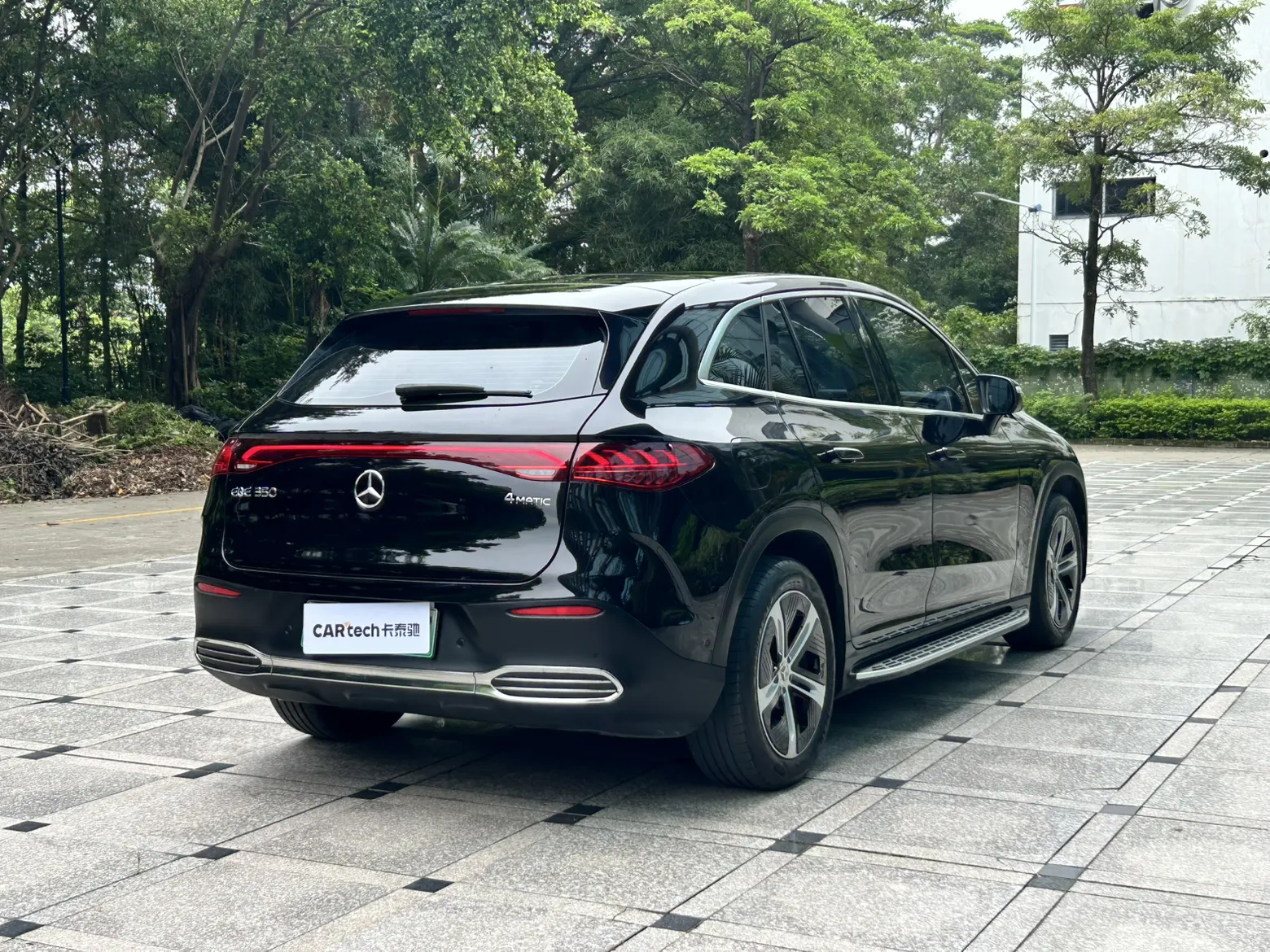 Mercedes-Benz EQE, 2023 4