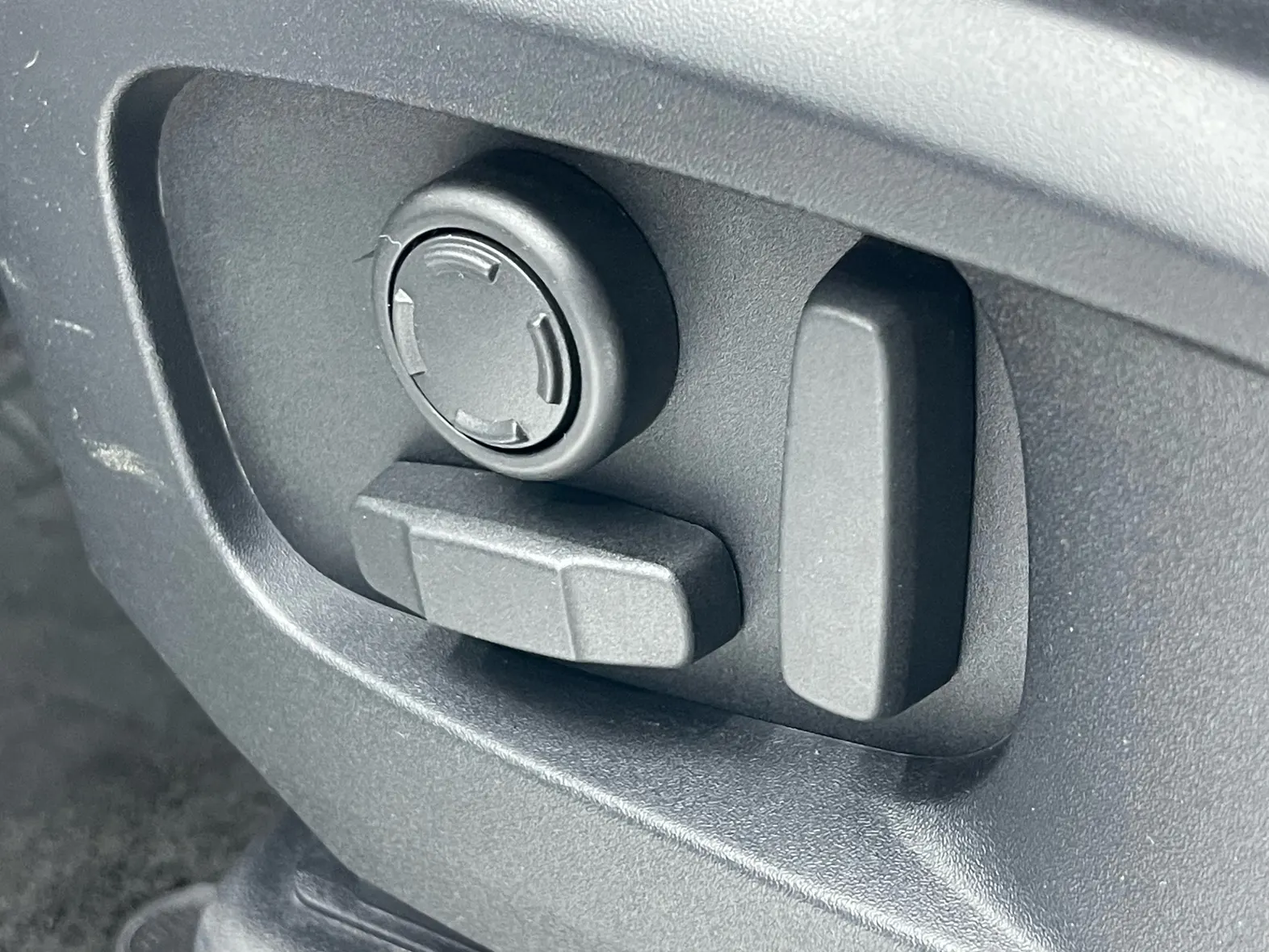 Land Rover Defender, 2024 10