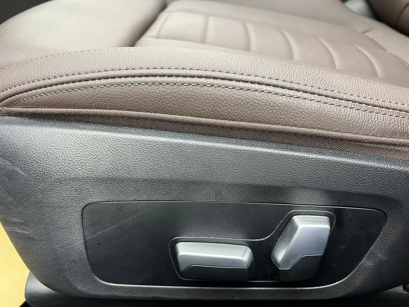 BMW 325i, 2020 29