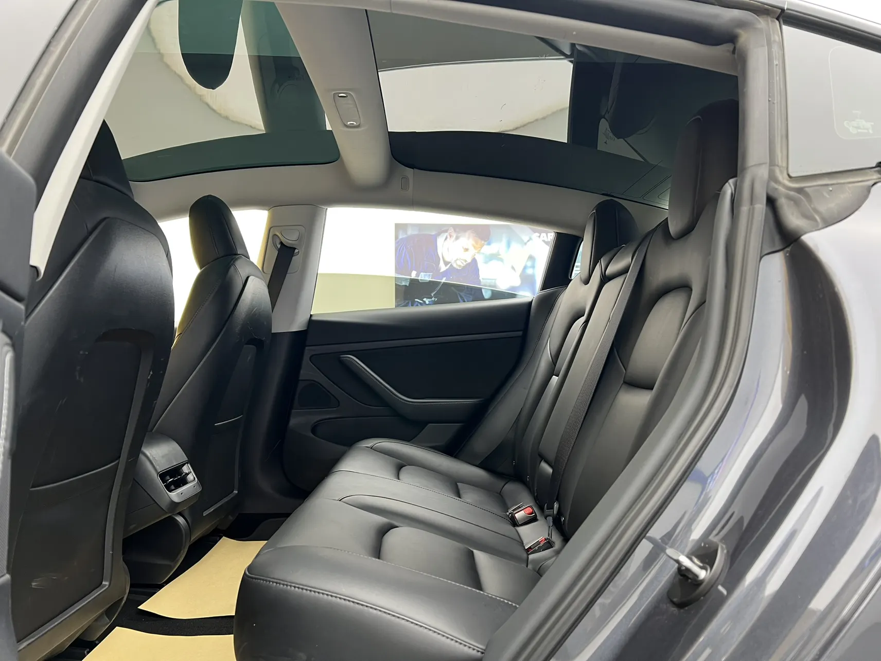Tesla Model 3, 2020 22