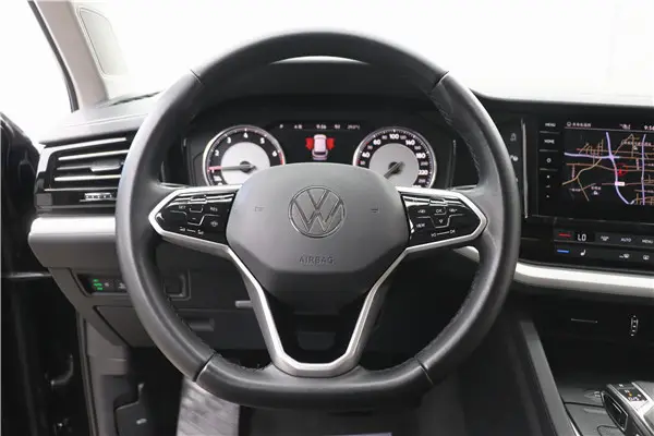 Volkswagen Touareg, 2022 15