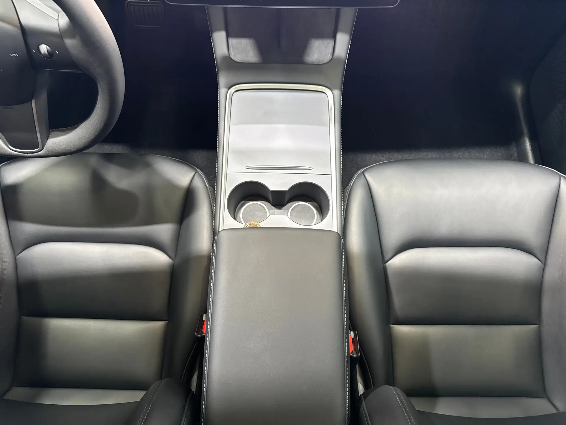 Tesla Model Y, 2024 14