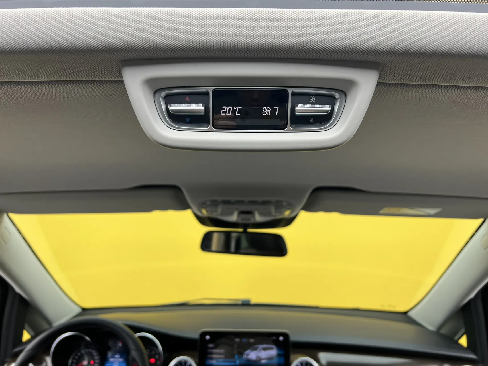 Mercedes-Benz V, 2021 10
