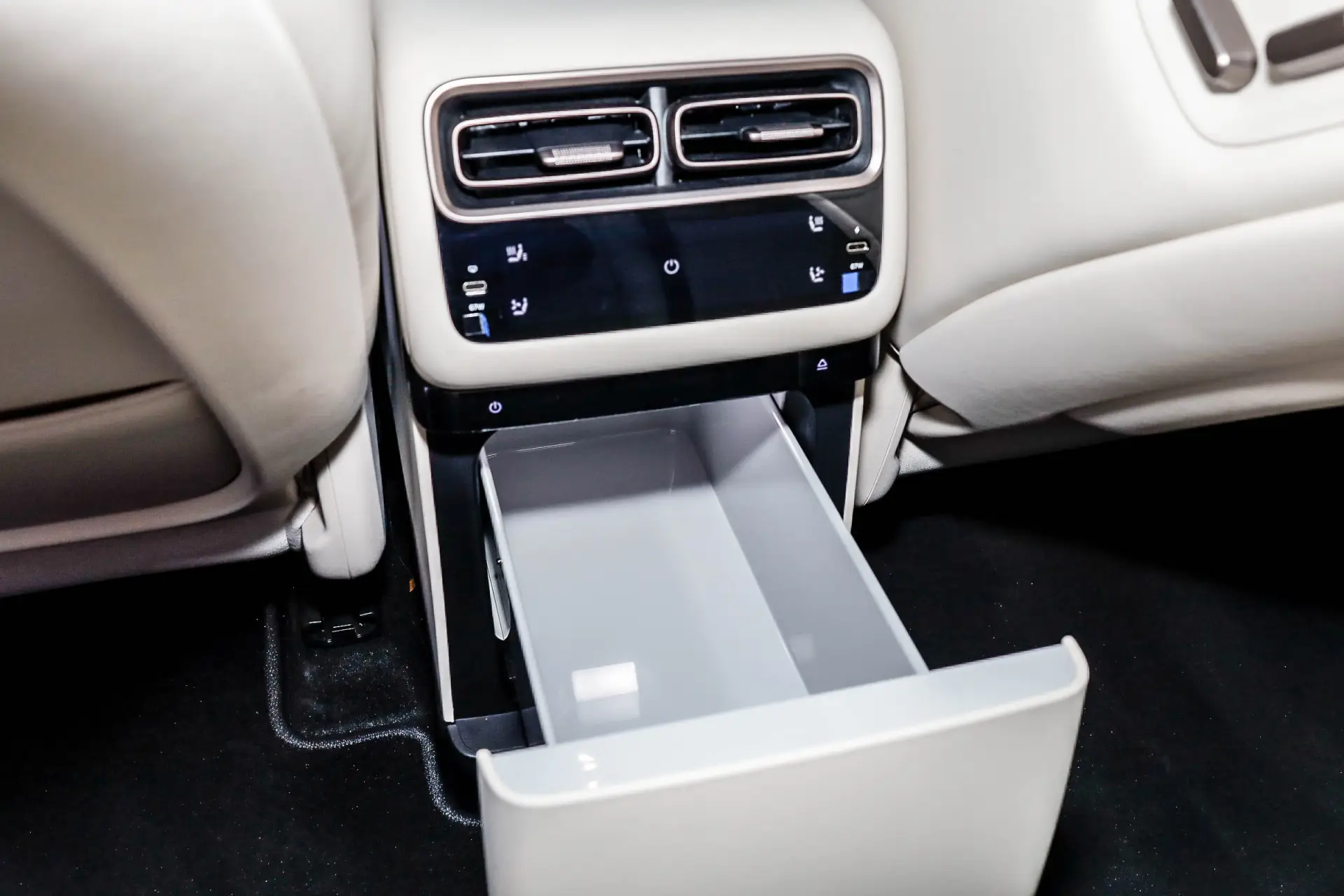 Li Auto i6, 2025 24