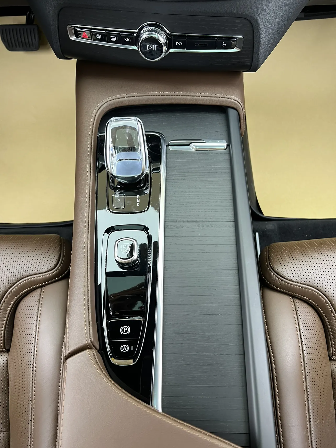 Volvo XC90, 2022 21