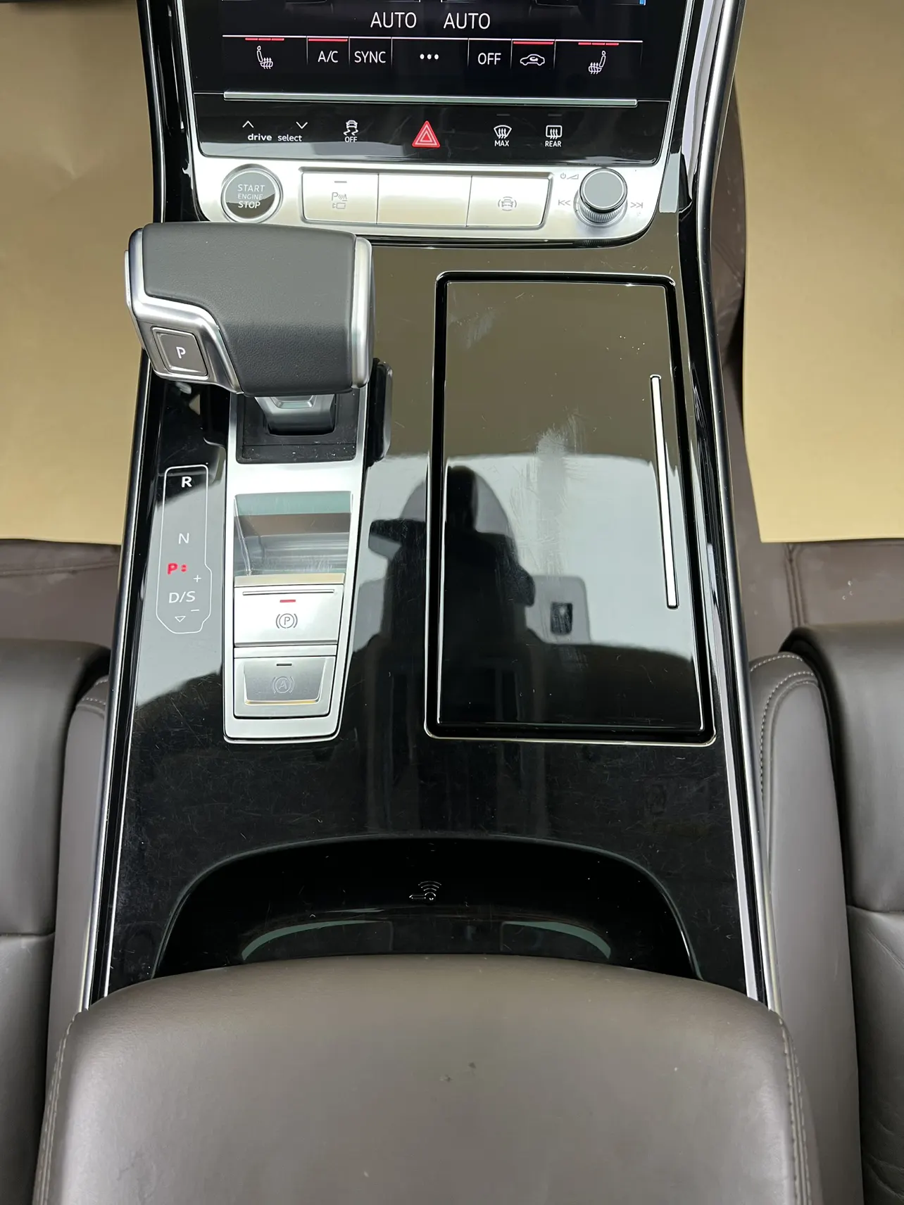 Audi A8L 45 TFSI, 2024 19