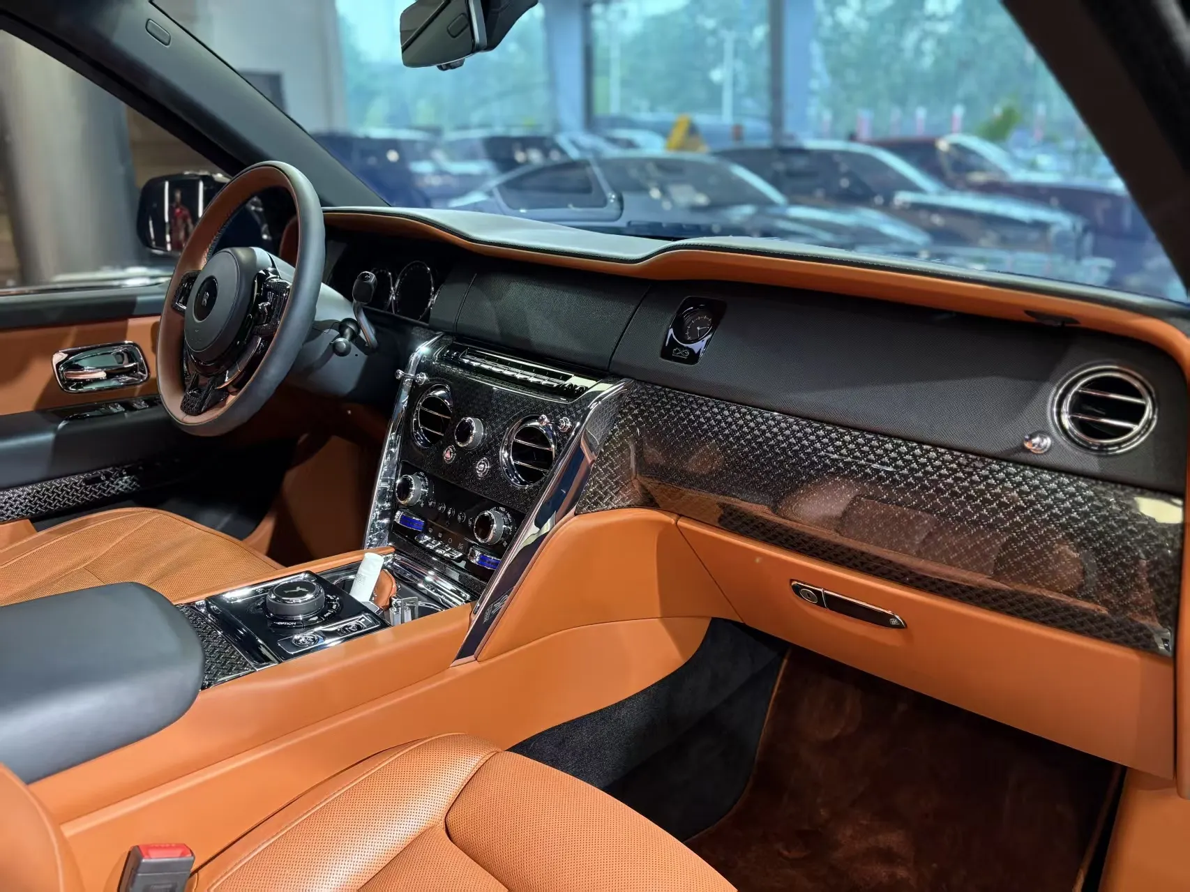 Rolls-Royce Cullinan, 2020 12