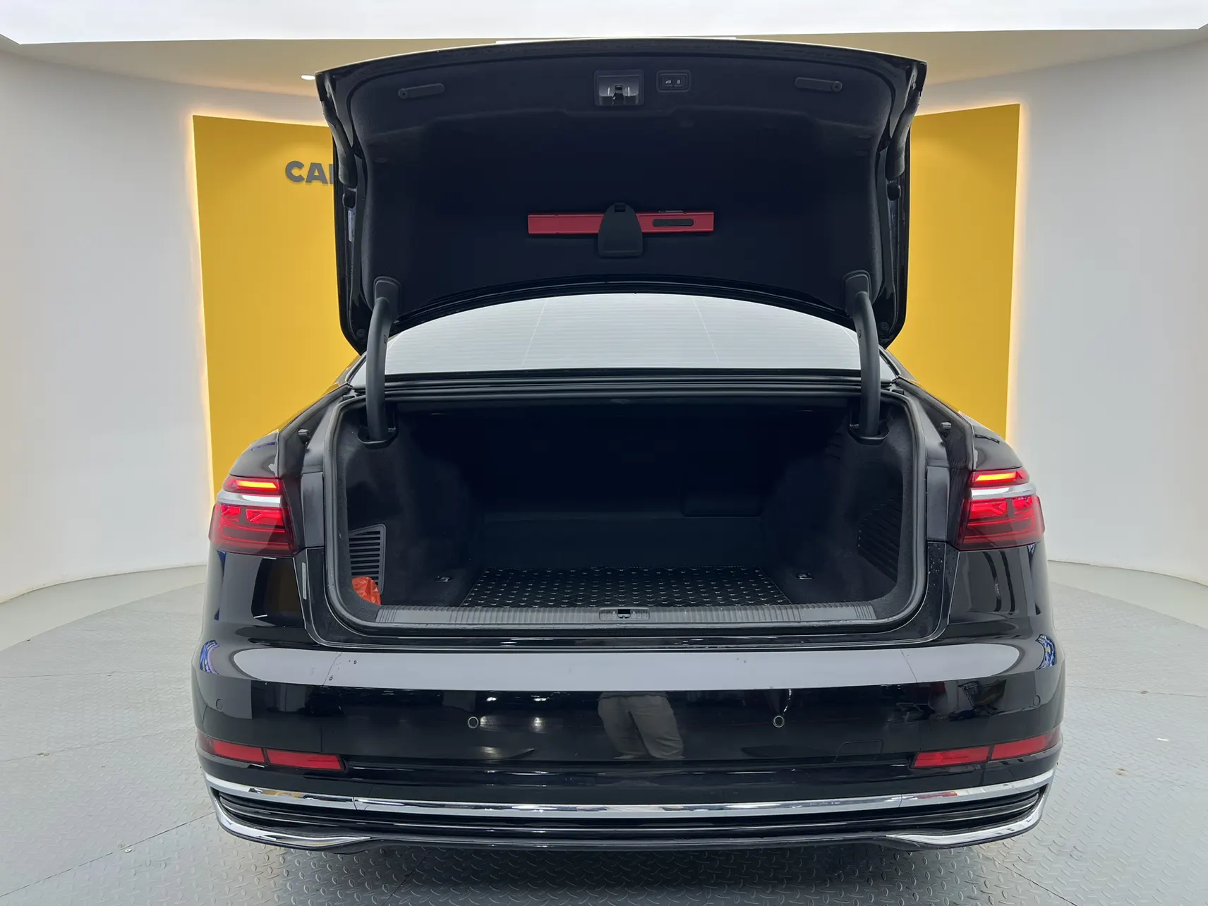 Audi A8L 45 TFSI, 2024 11