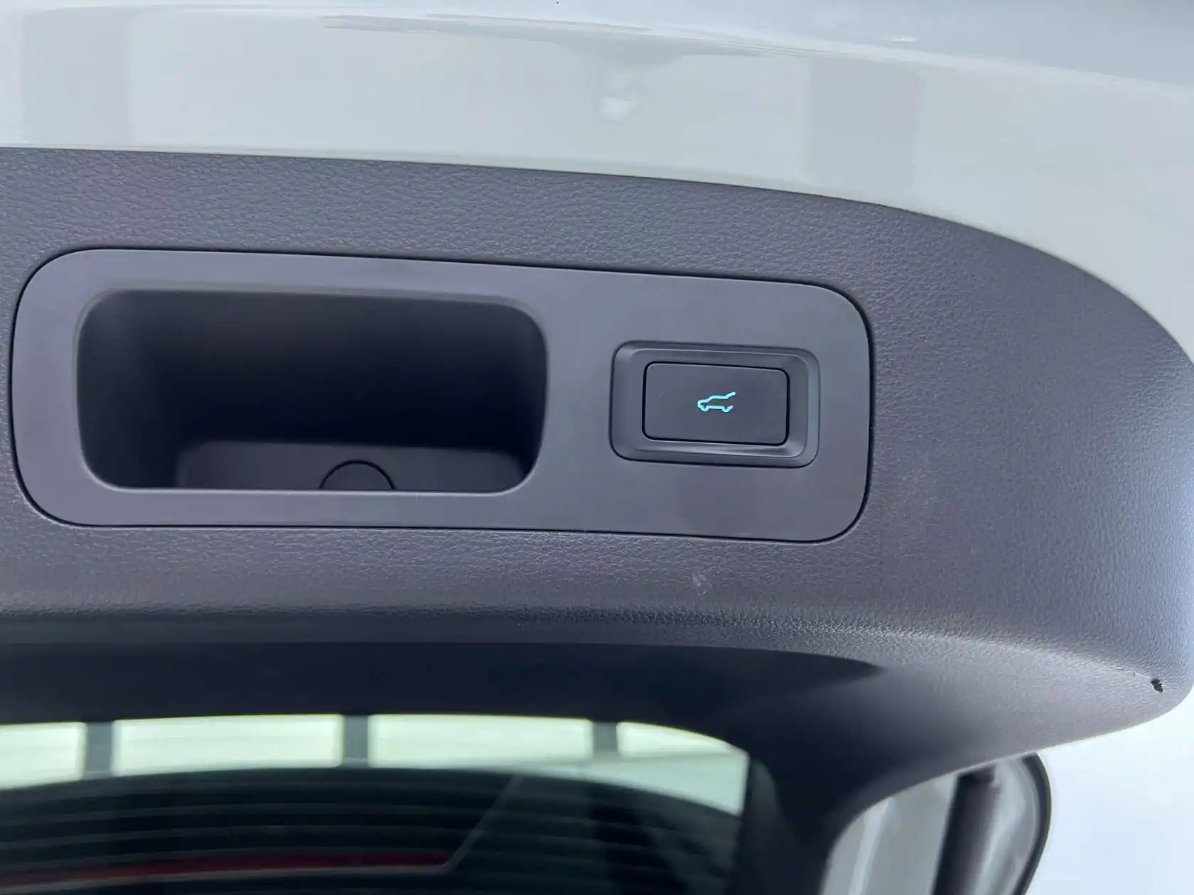 Ford Equator Sport, 2025 29