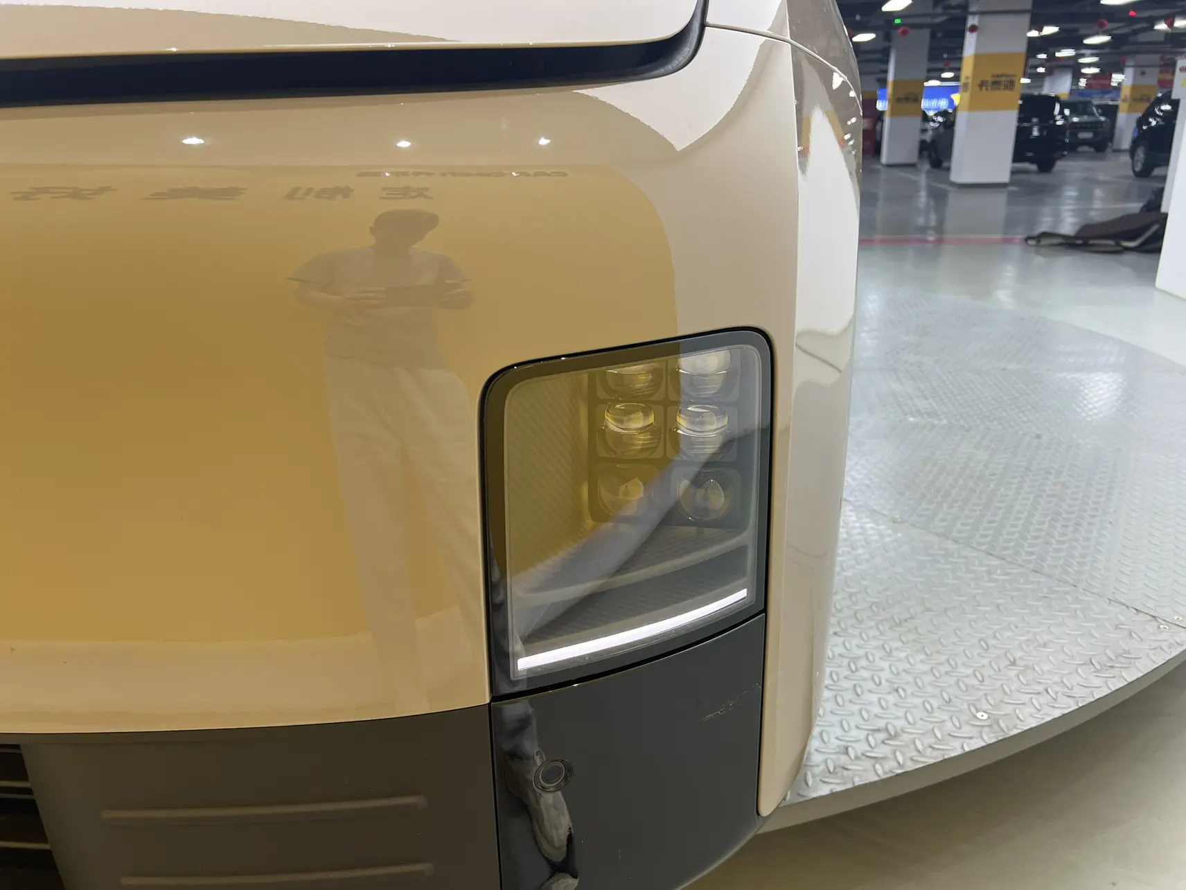 Li Auto MEGA, 2026 7