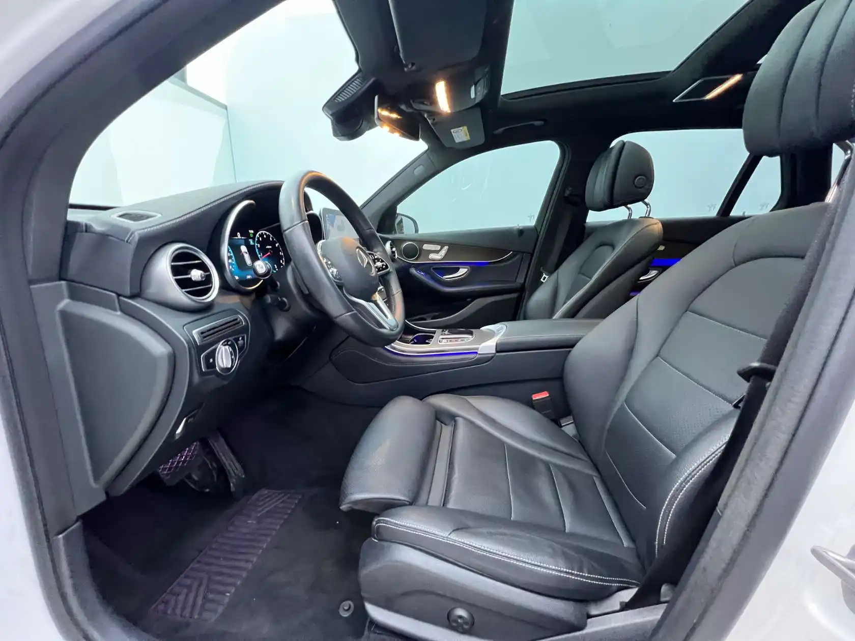 Mercedes-Benz GLC 300 L, 2019 9
