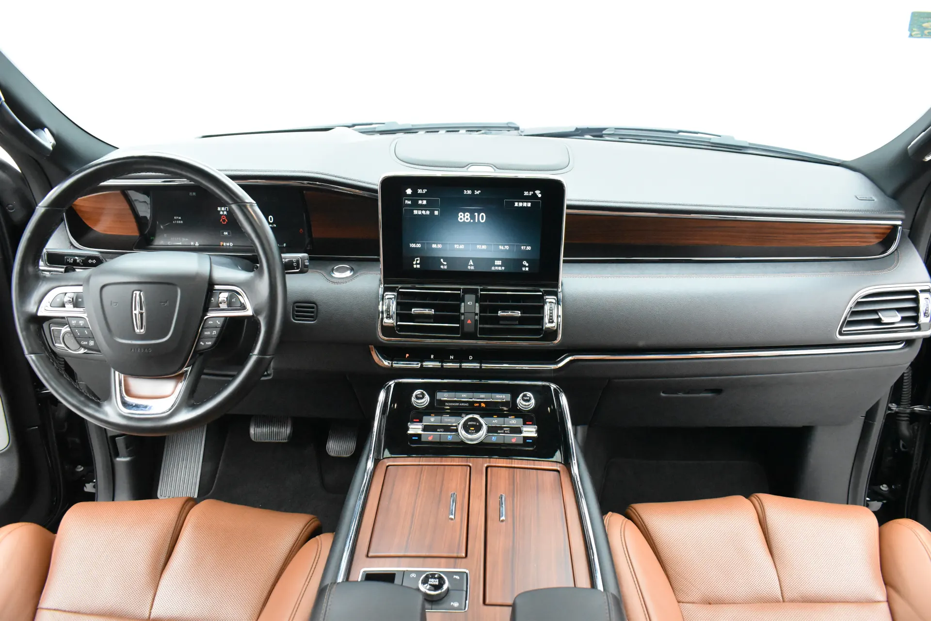 Lincoln Navigator, 2019 11