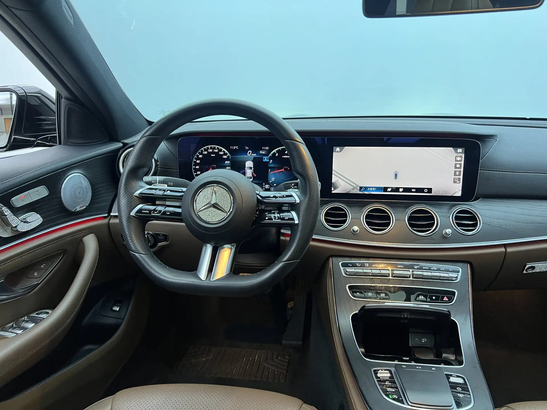 Mercedes-Benz E 300 L, 2020 25