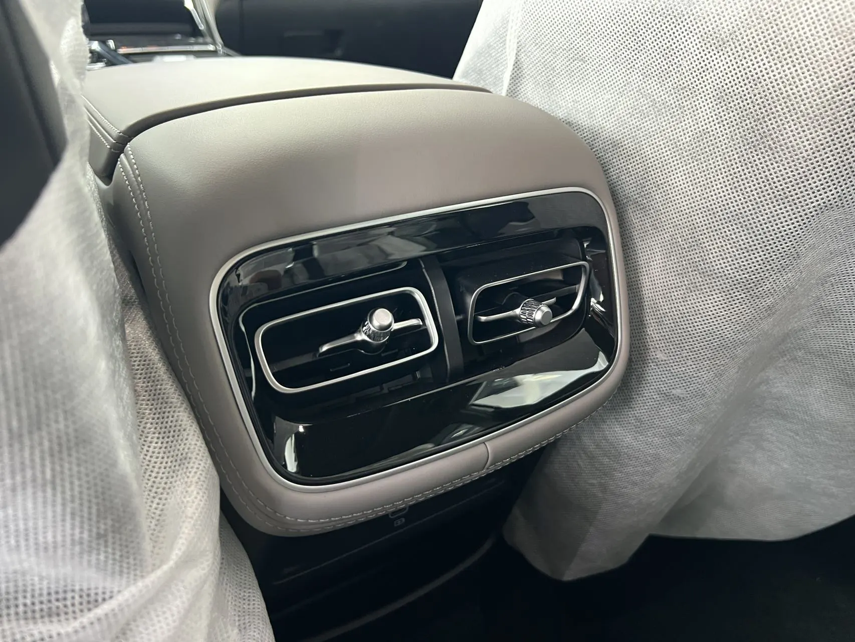Geely Boyue, 2025 17