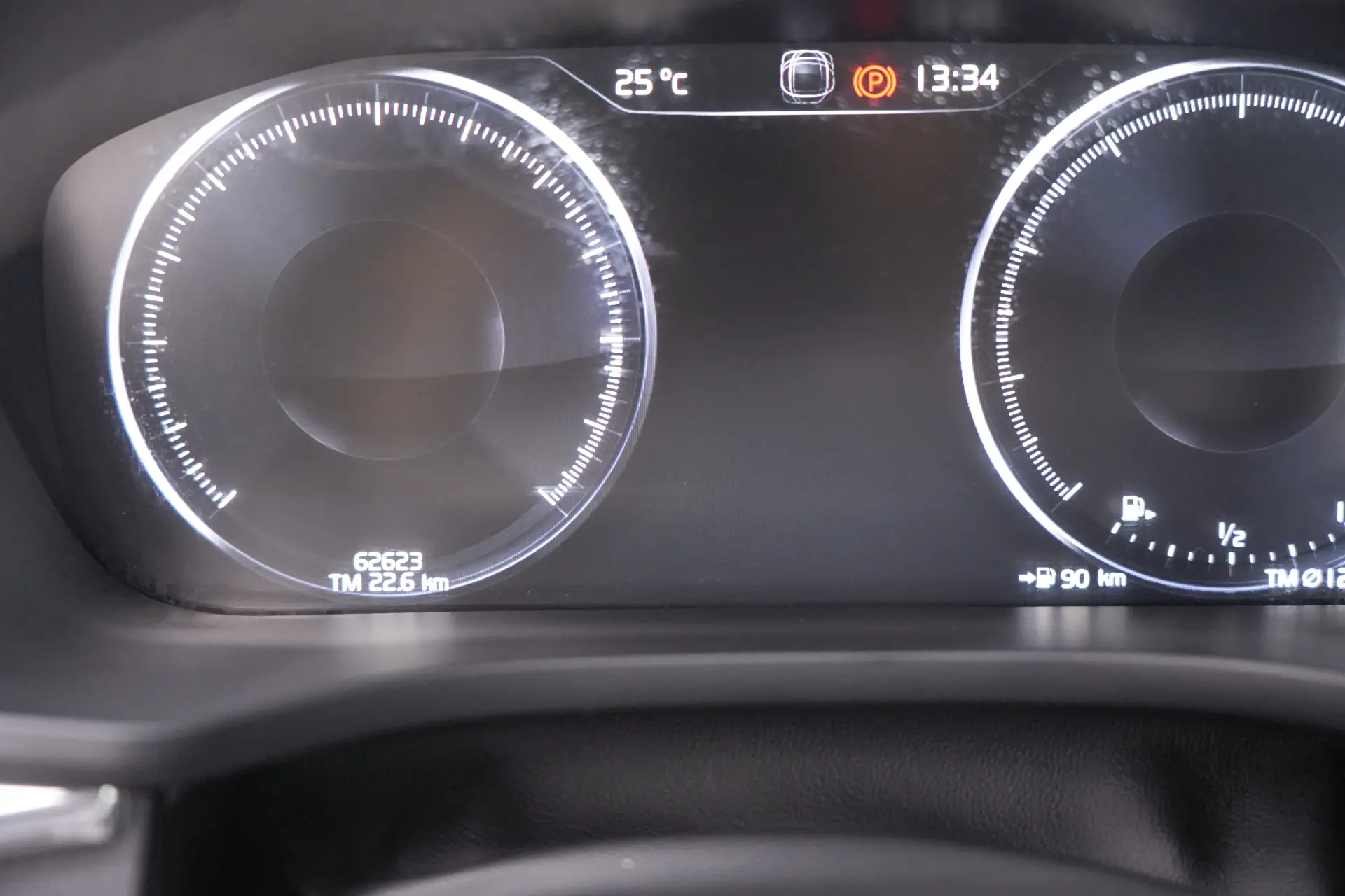 Volvo XC60, 2019 18