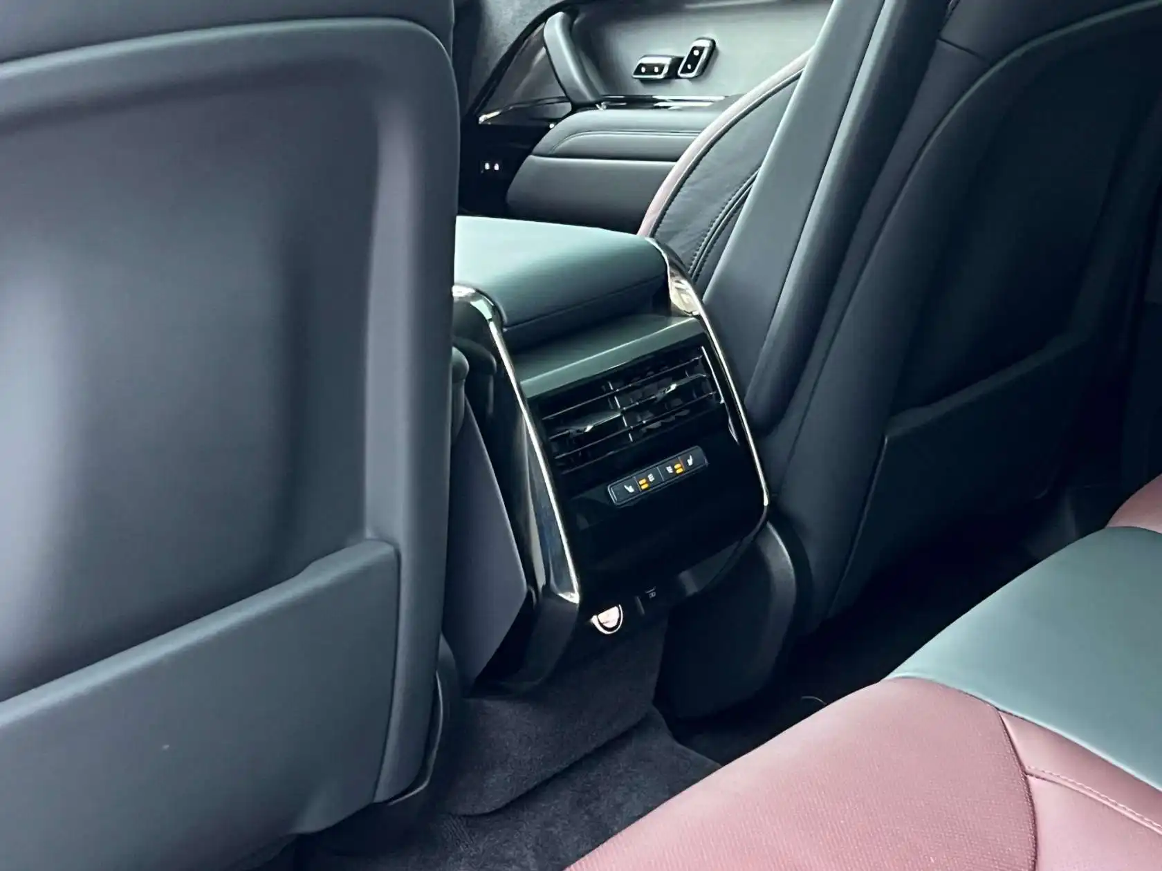 Land Rover Range Rover Sport, 2023 16