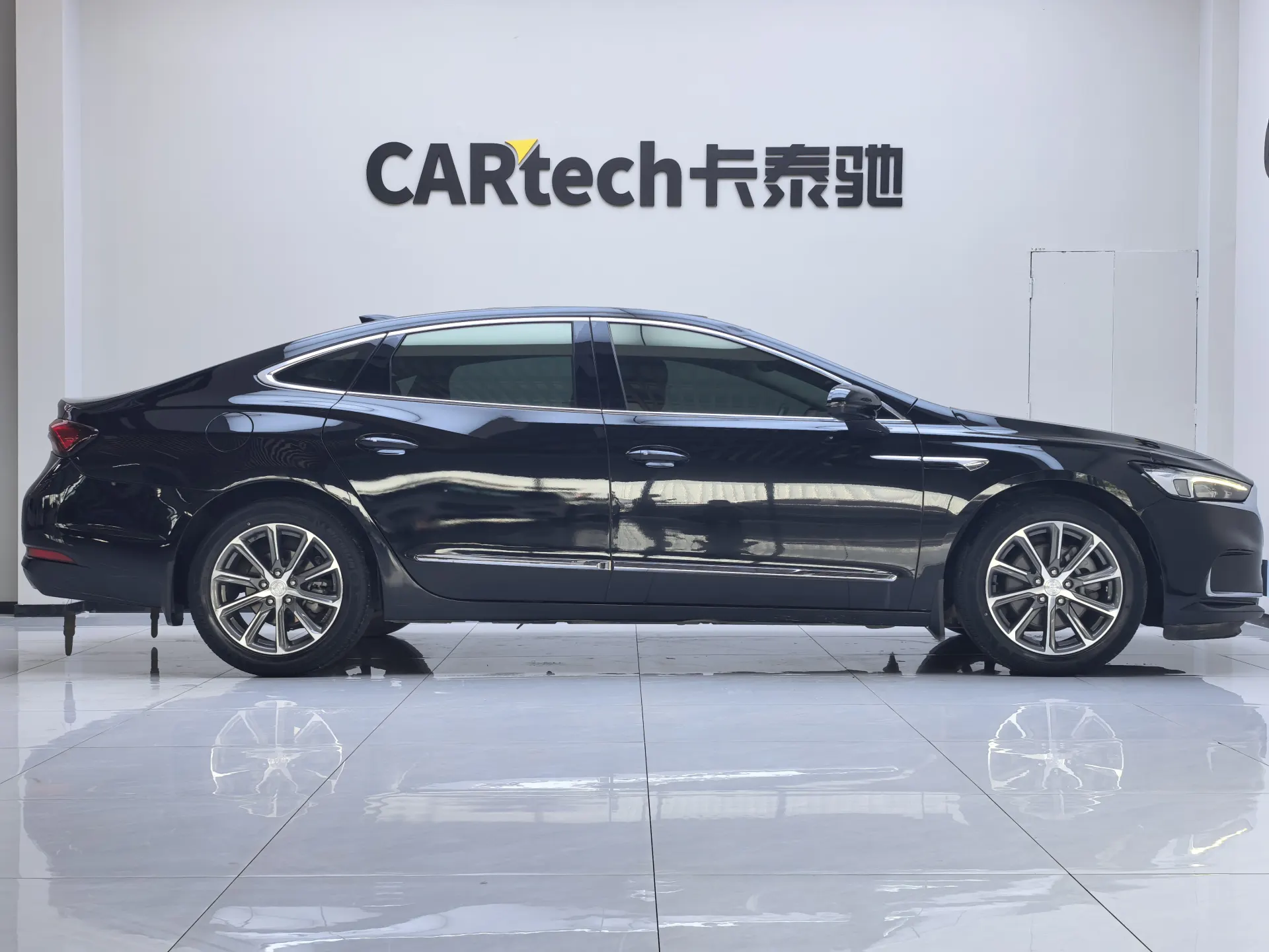 Buick LaCrosse, 2021 4