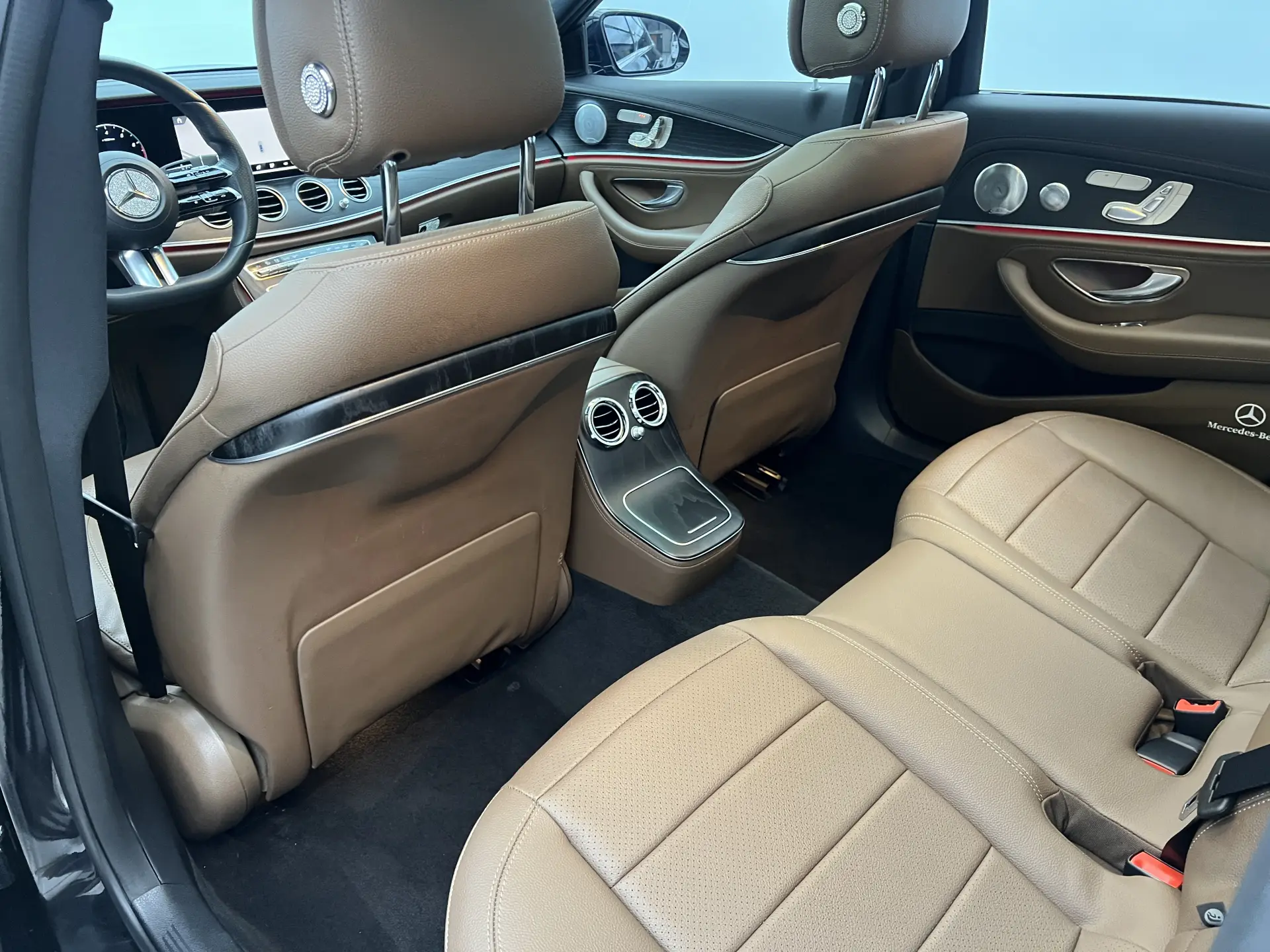 Mercedes-Benz E 300 L, 2020 14